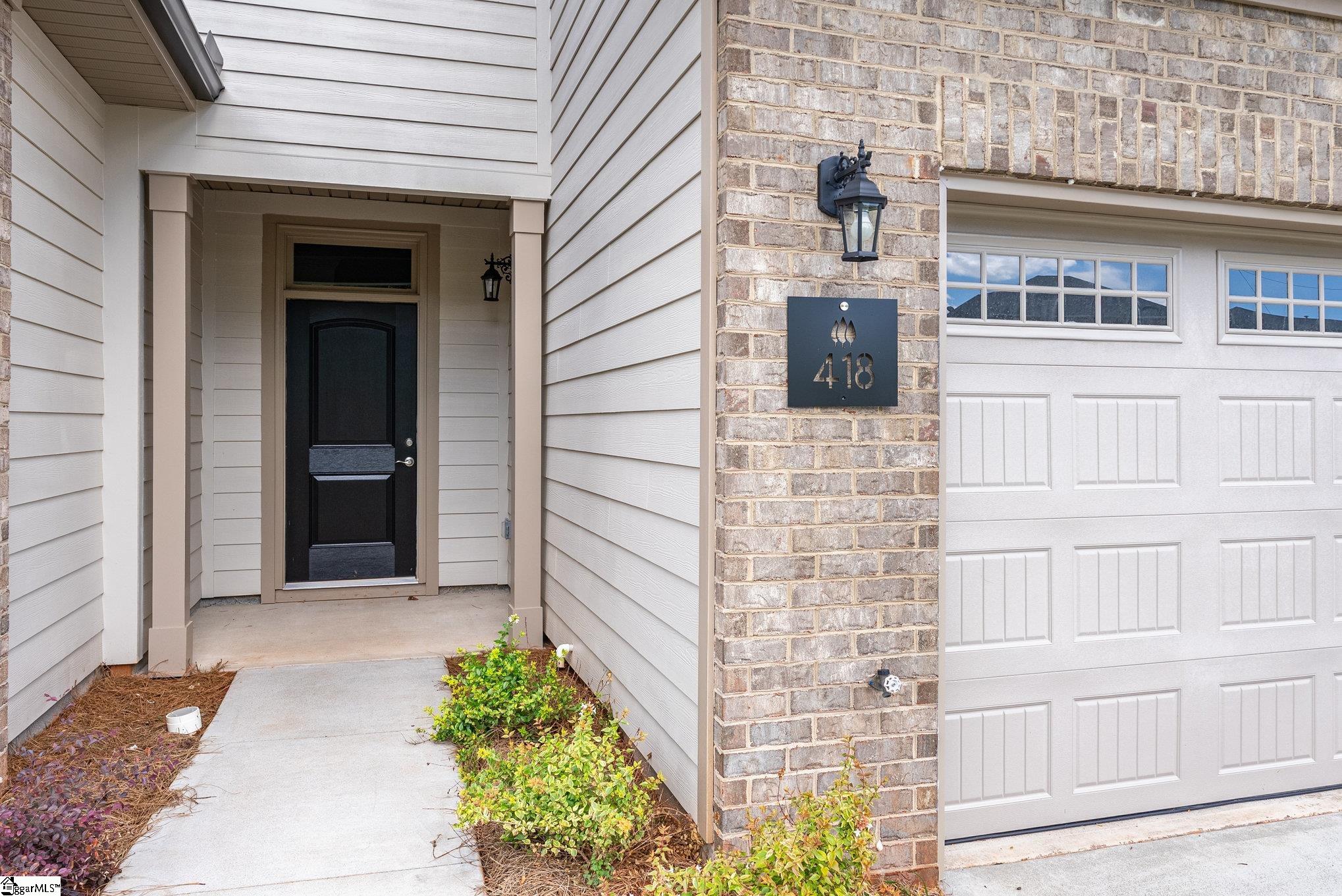 418 Palazzo Place Property Photo 3