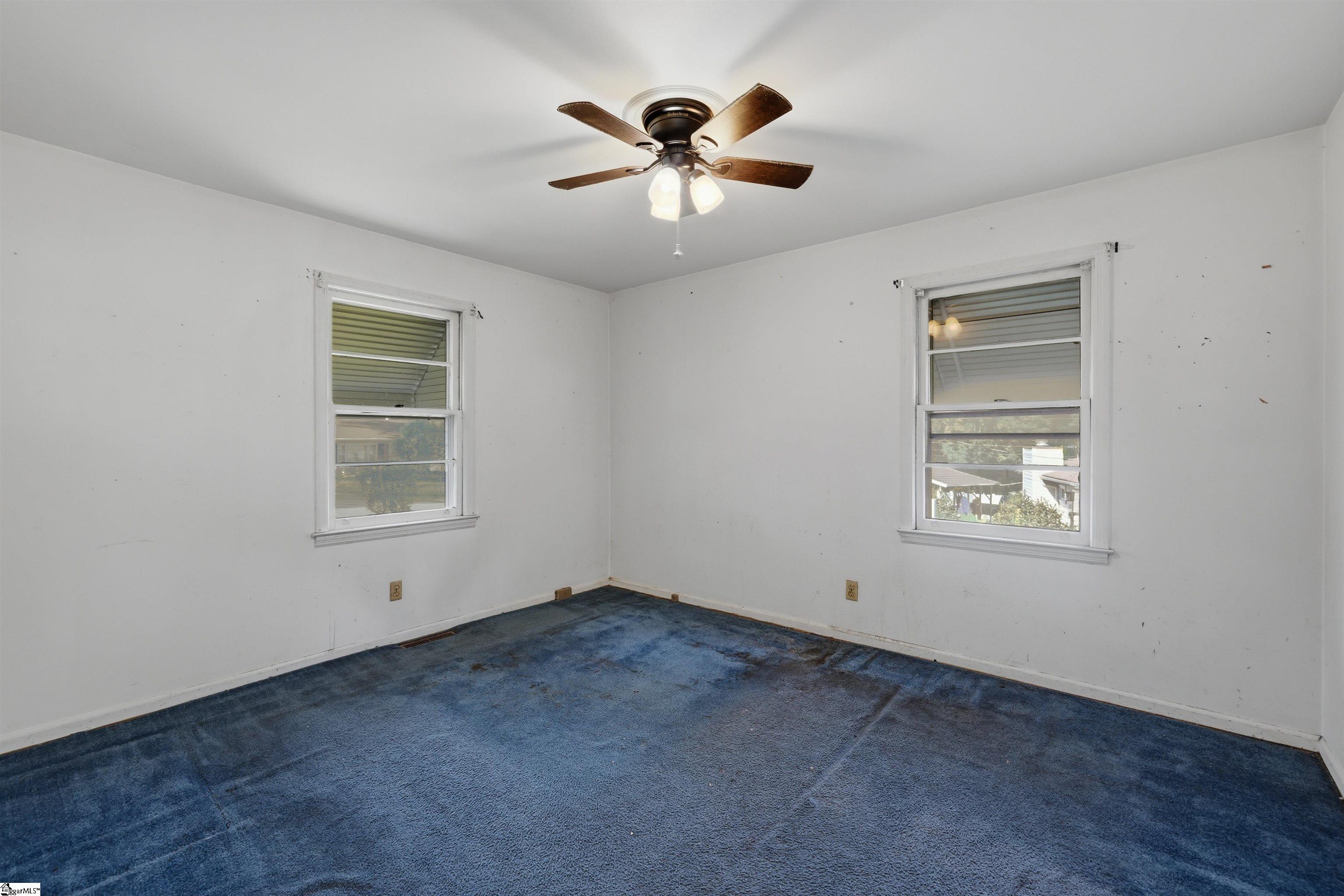 37 Theodore Circle Property Photo 14