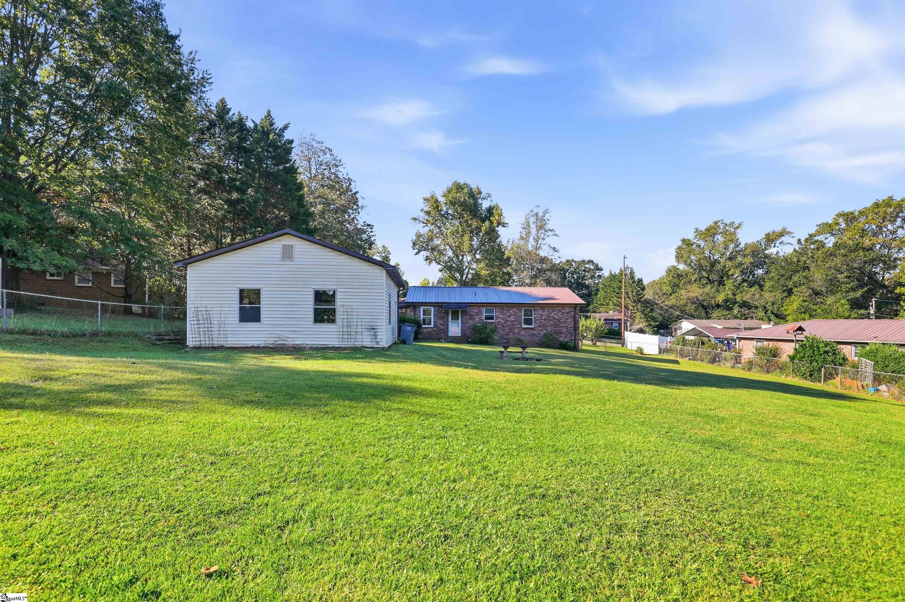 37 Theodore Circle Property Photo 23