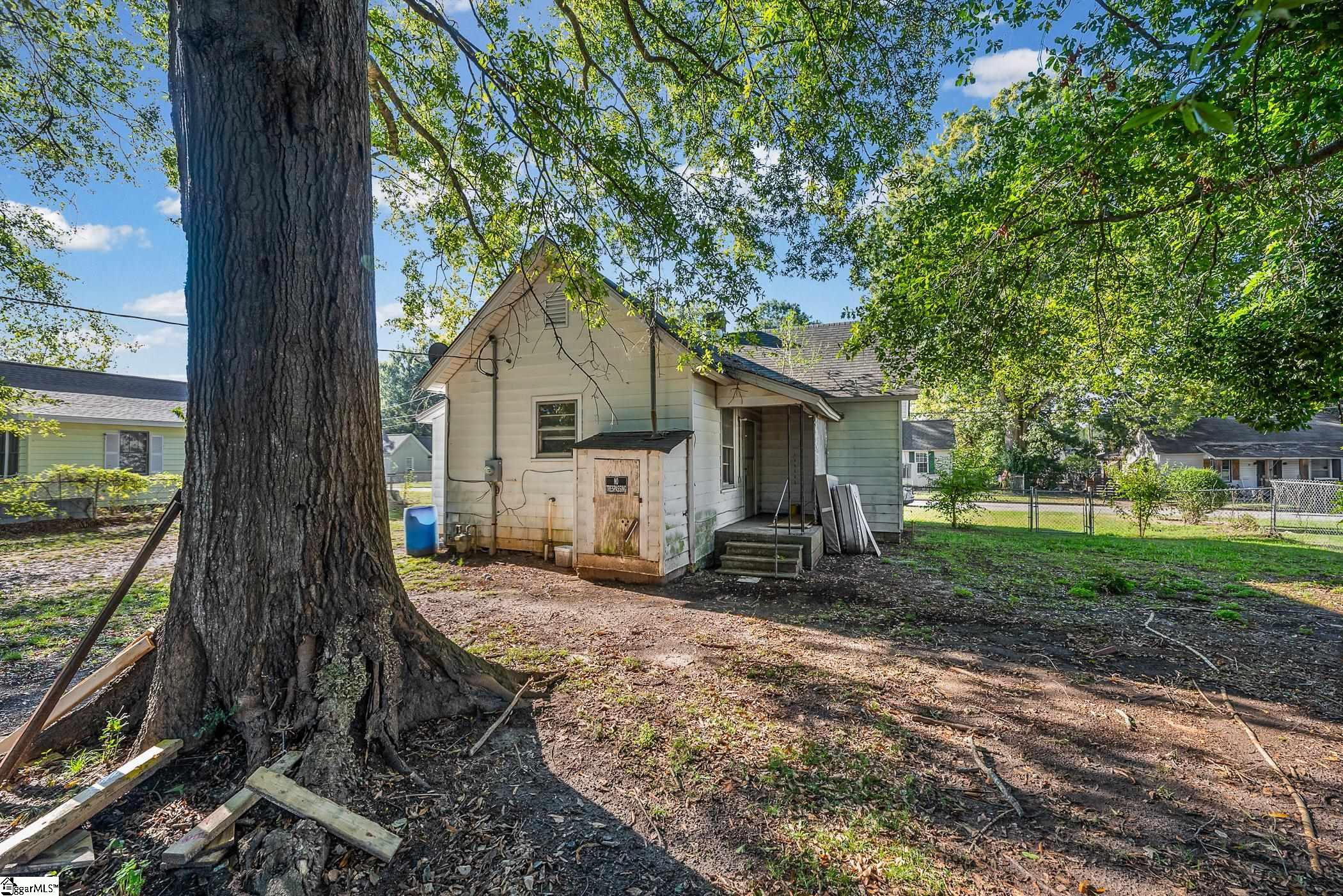 12 Stevens Street Property Photo 6