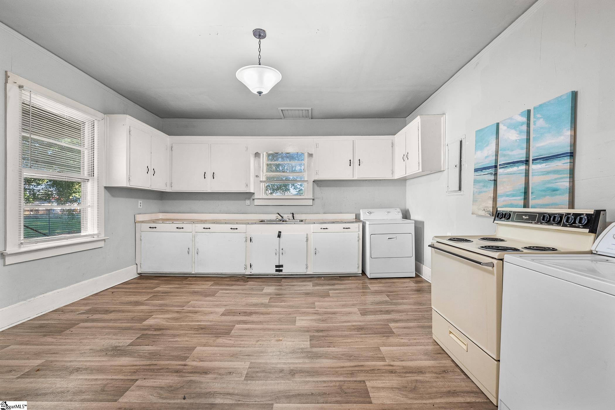 12 Stevens Street Property Photo 16