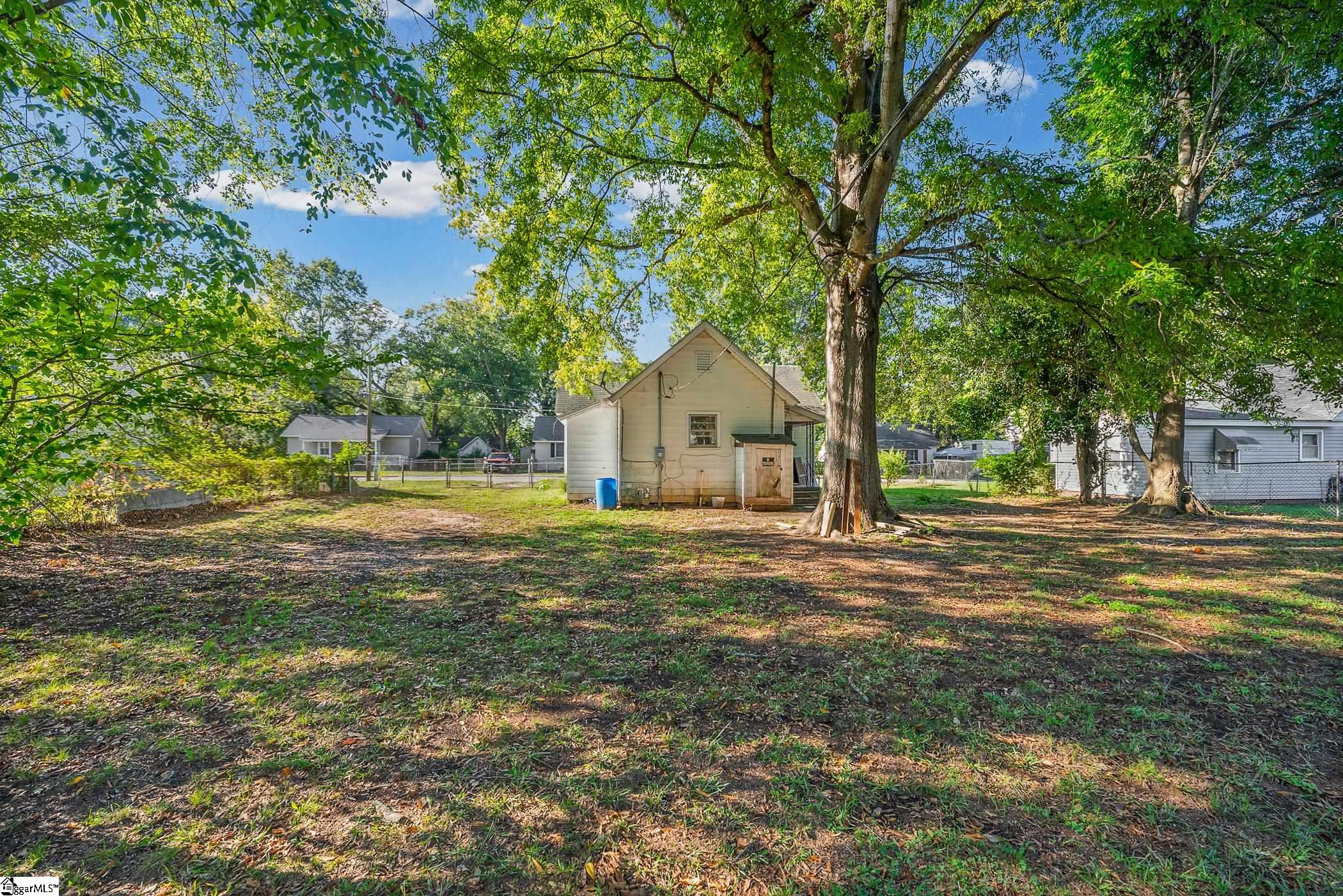 12 Stevens Street Property Photo 22