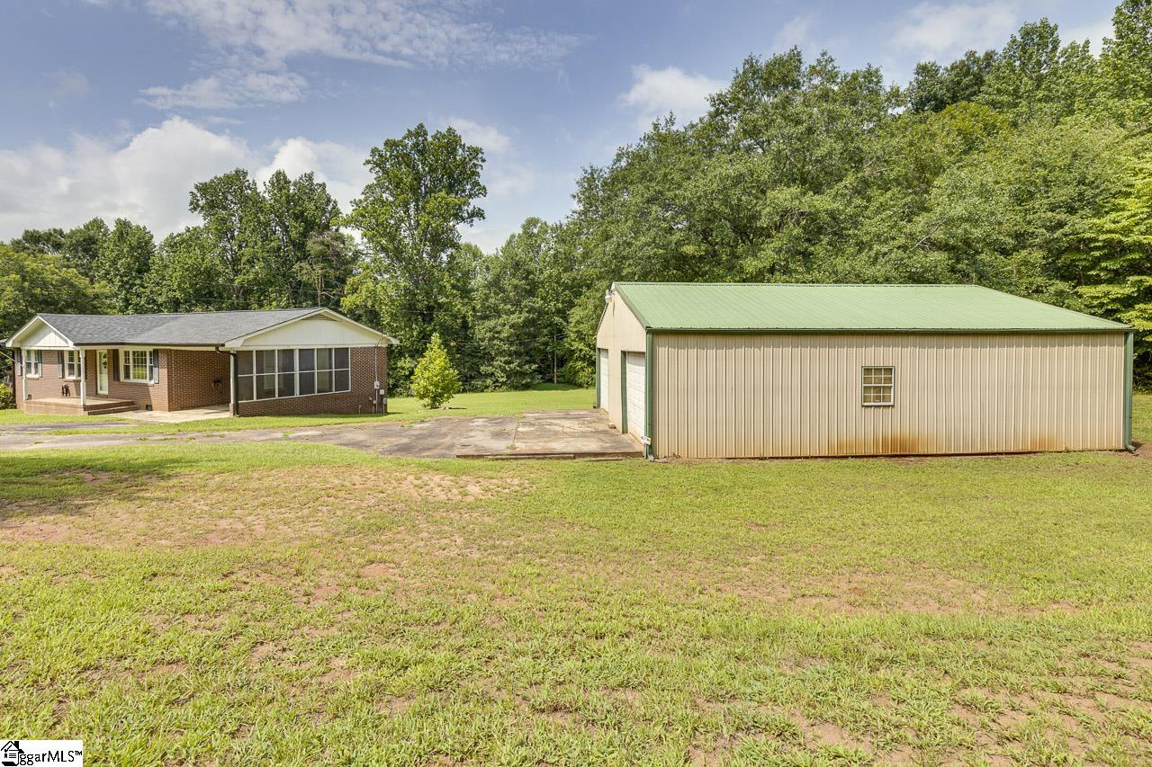 161 Academy Drive Property Photo 5