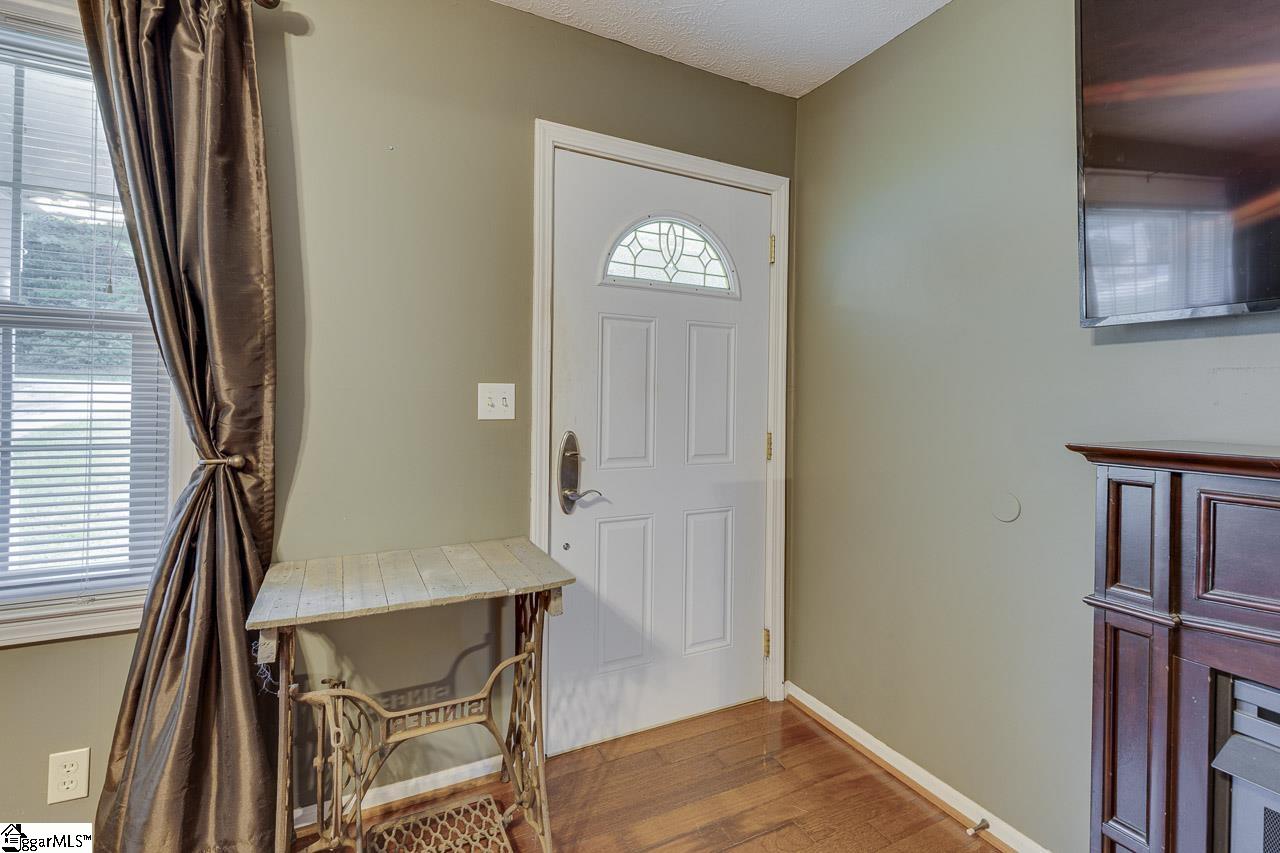 161 Academy Drive Property Photo 8