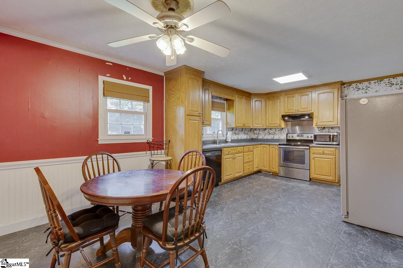 161 Academy Drive Property Photo 12