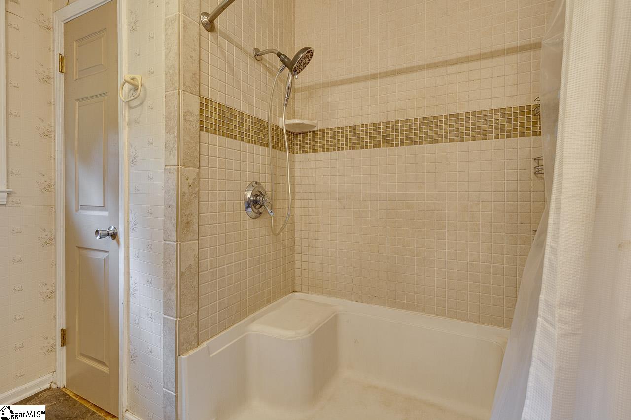 161 Academy Drive Property Photo 22