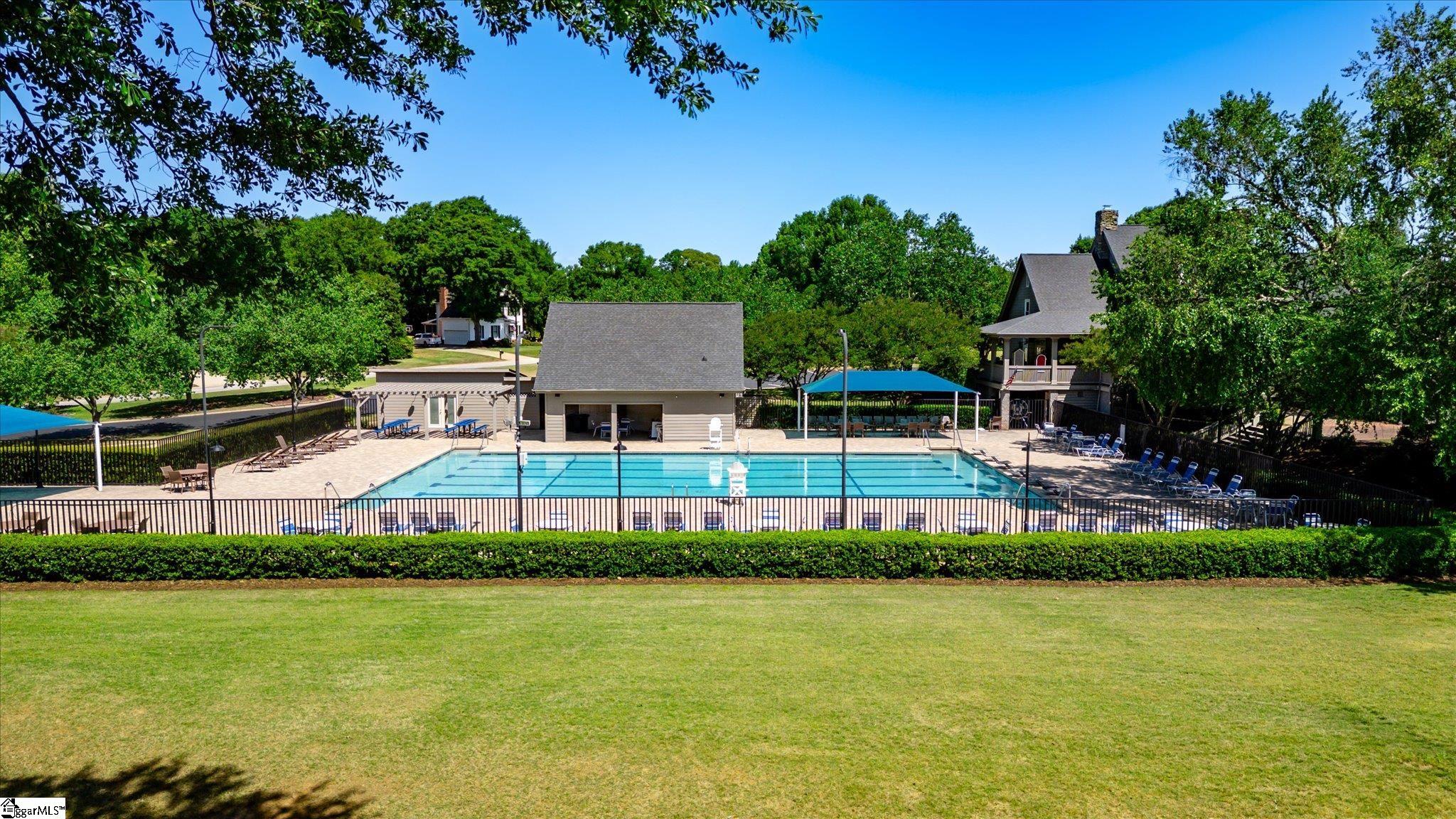 6 Falling Ridge Court Property Photo 31