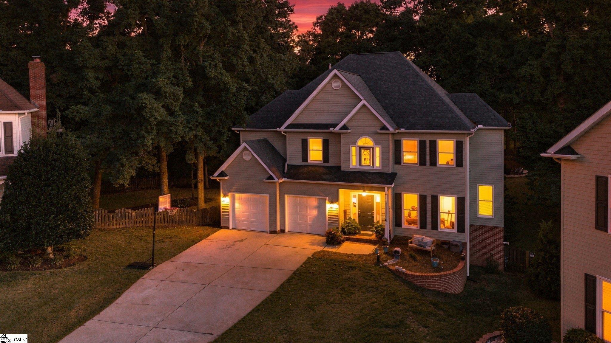 6 Falling Ridge Court Property Photo 39