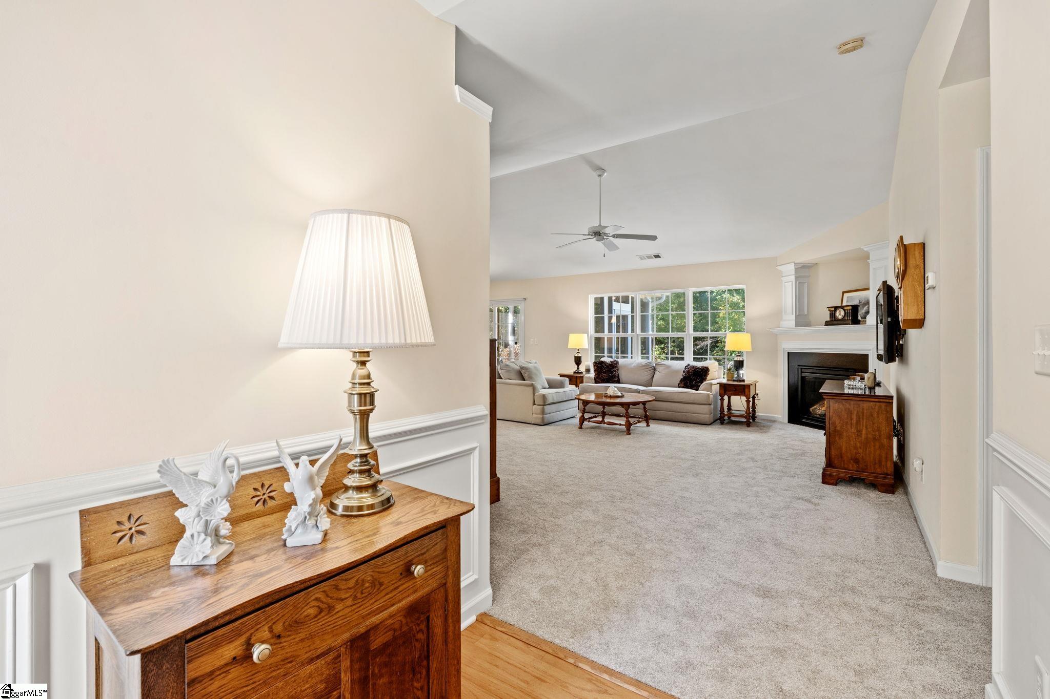 310 Blue Heron Circle Property Photo 3