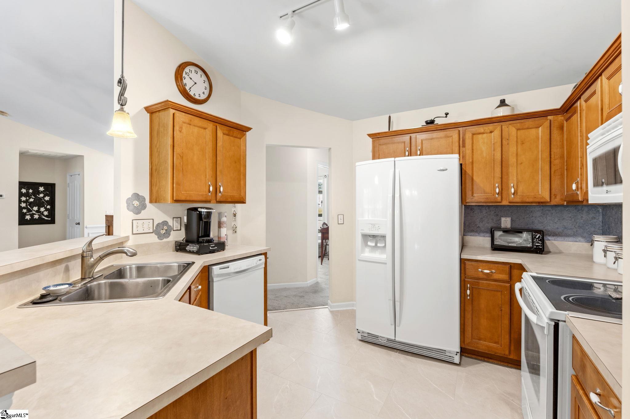 310 Blue Heron Circle Property Photo 10