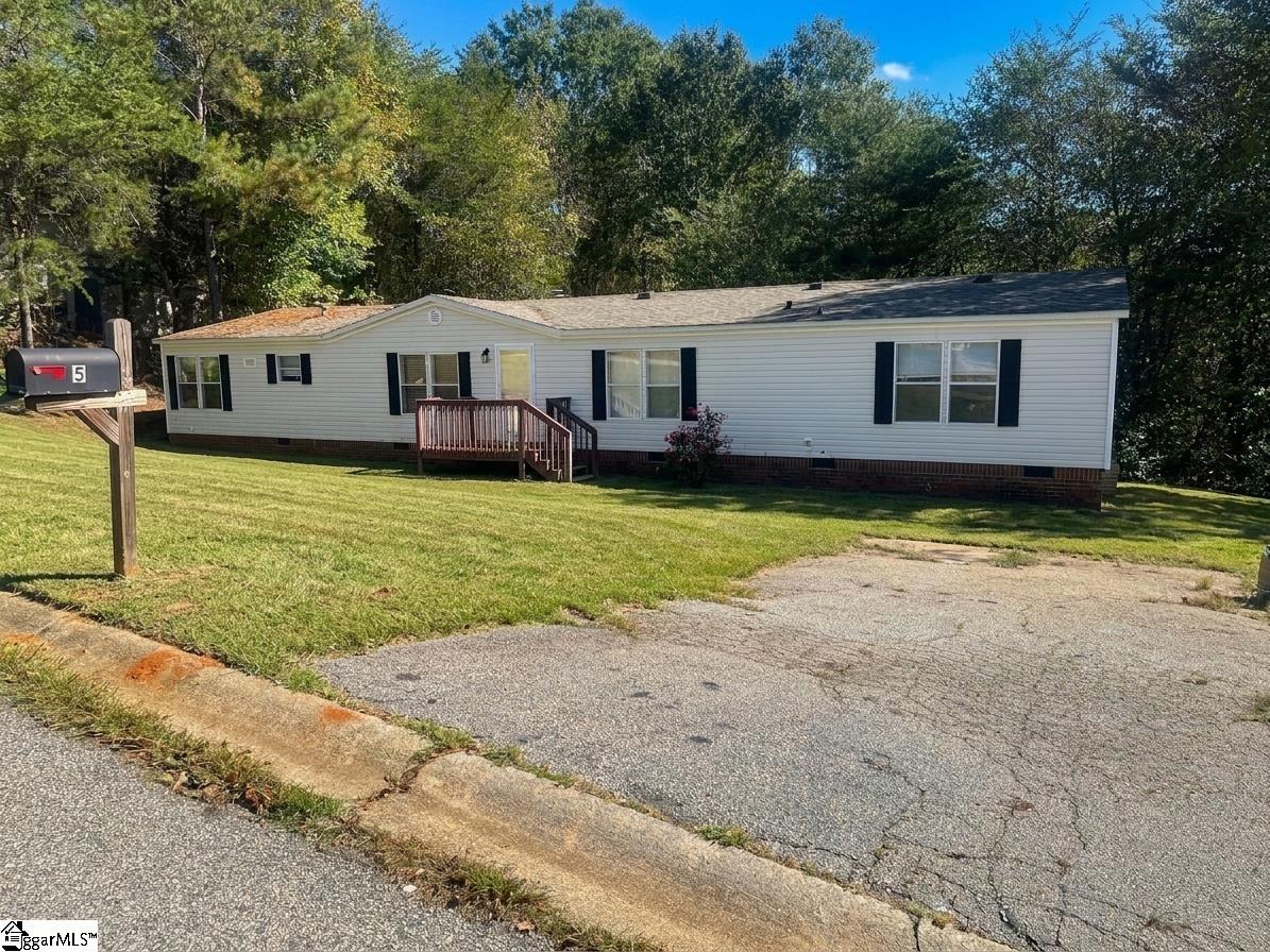 5 Riverbreeze Road Property Photo 1