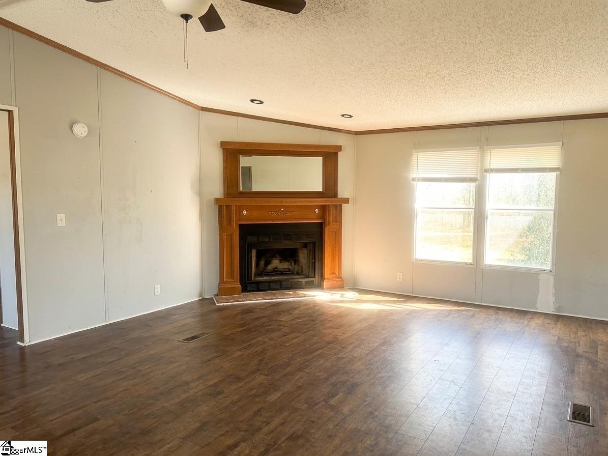 5 Riverbreeze Road Property Photo 9