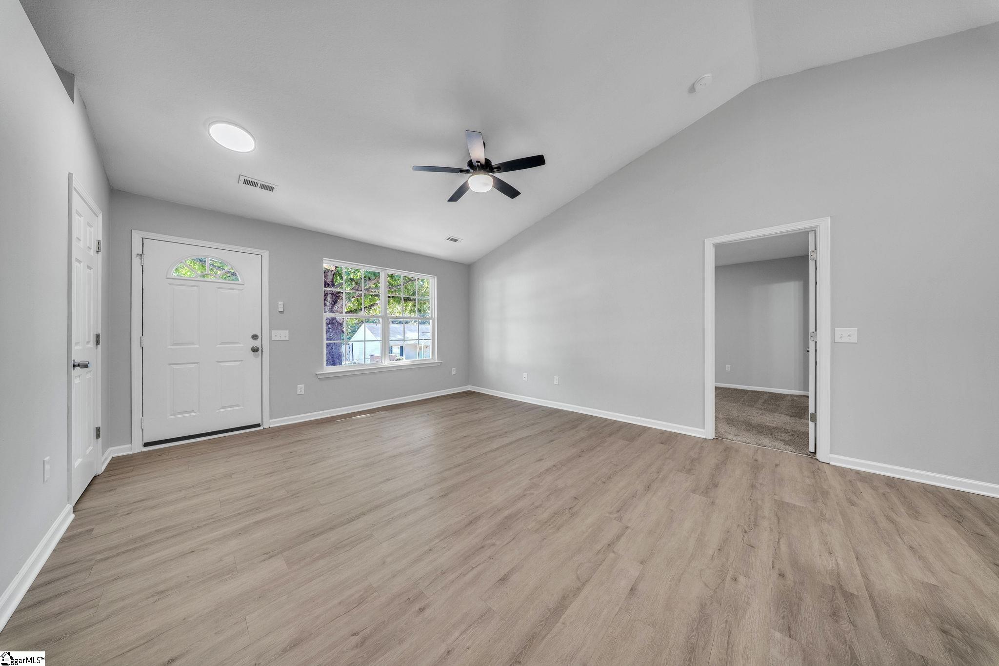 21 Backwater Way Property Photo 2