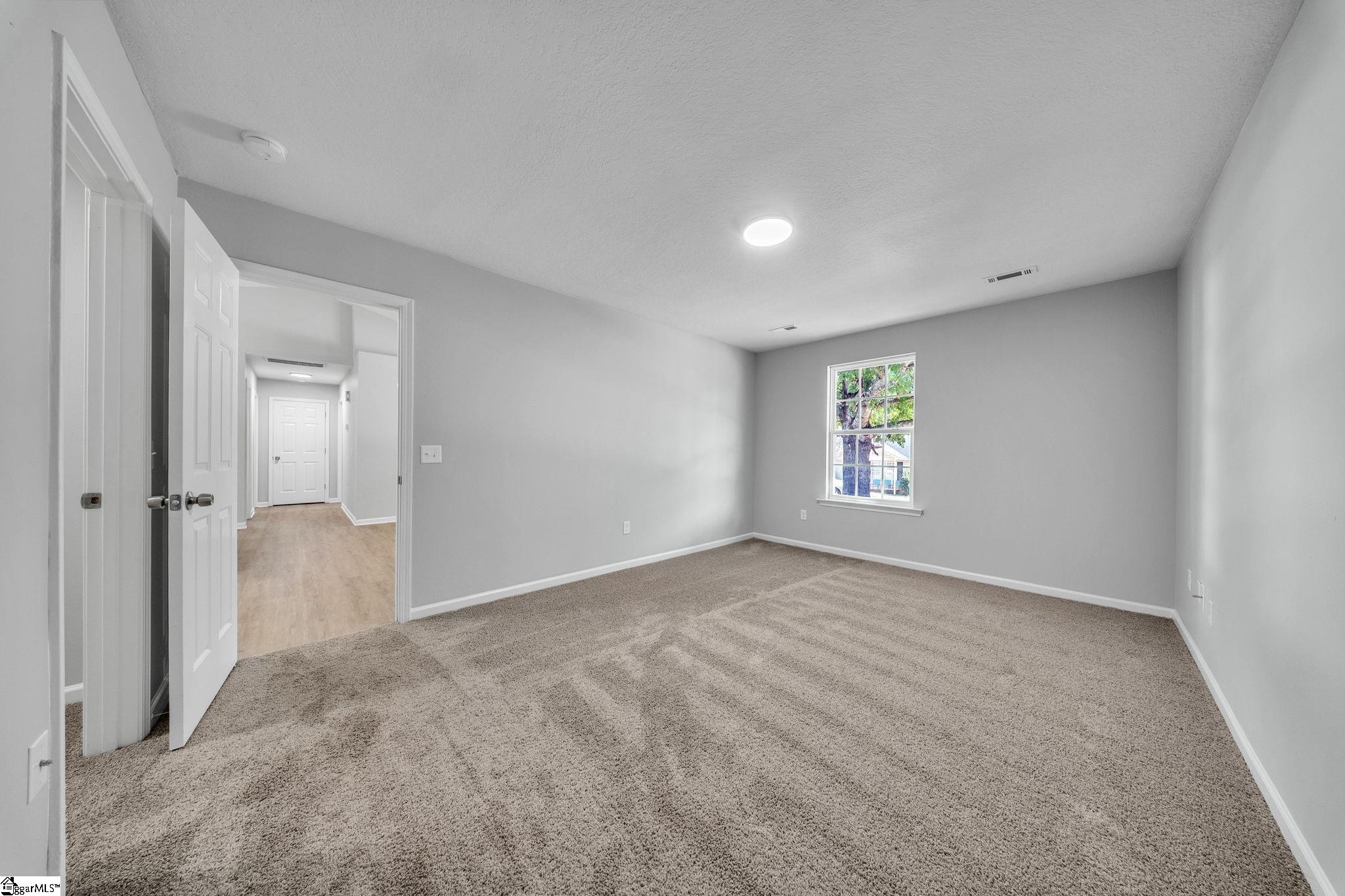 21 Backwater Way Property Photo 12