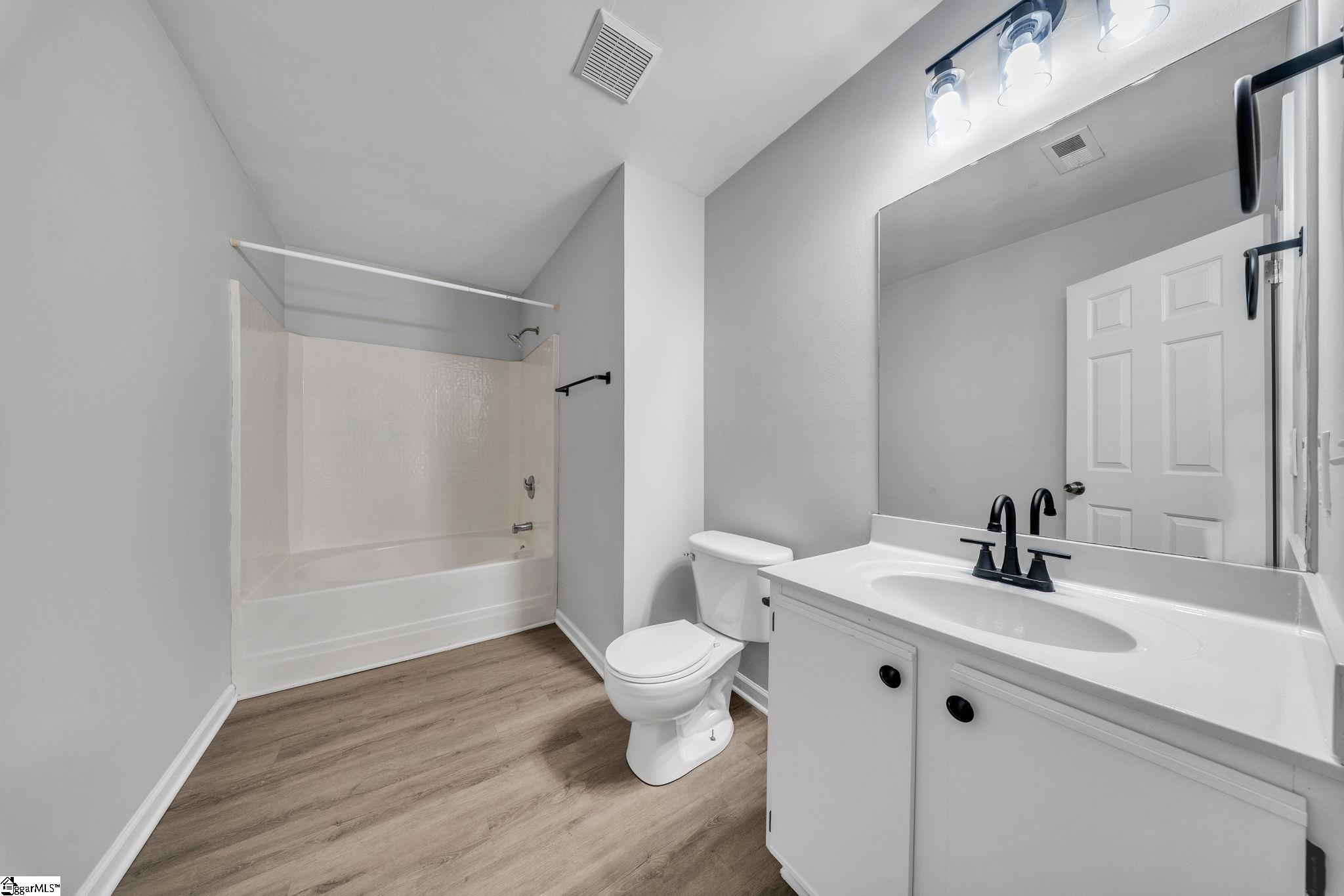 21 Backwater Way Property Photo 13