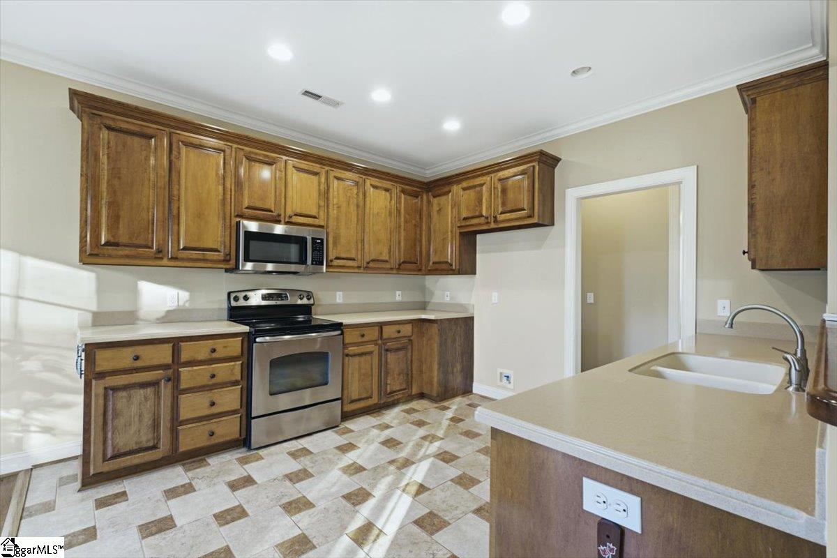 111 William Owens Way Property Photo 13