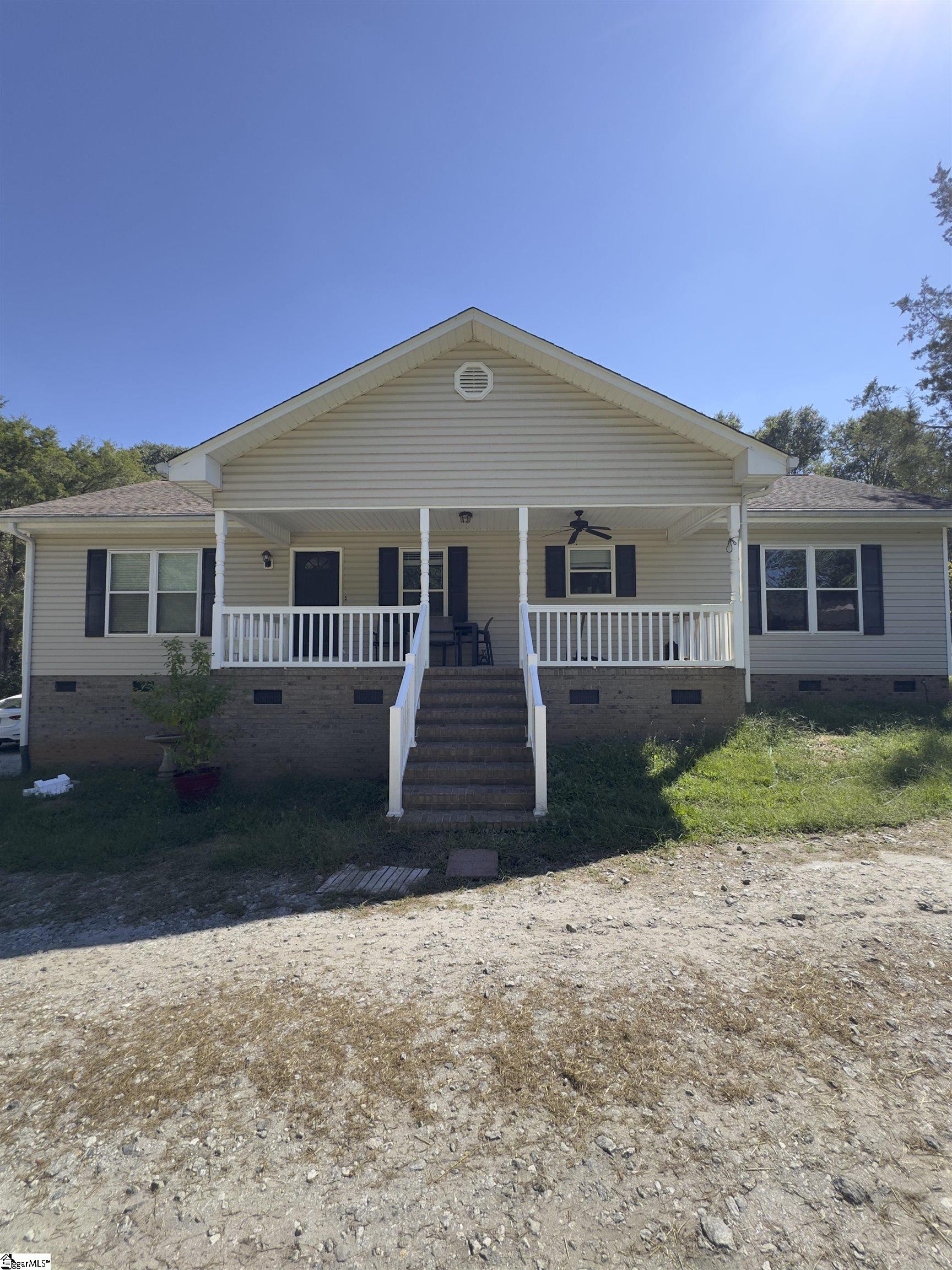 1927 Roper Mountain Road Property Photo 1