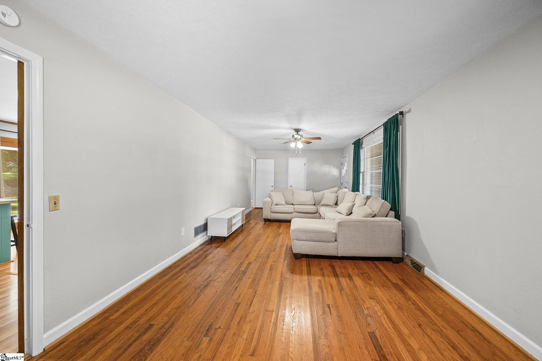 120 Kingston Drive Property Photo 14