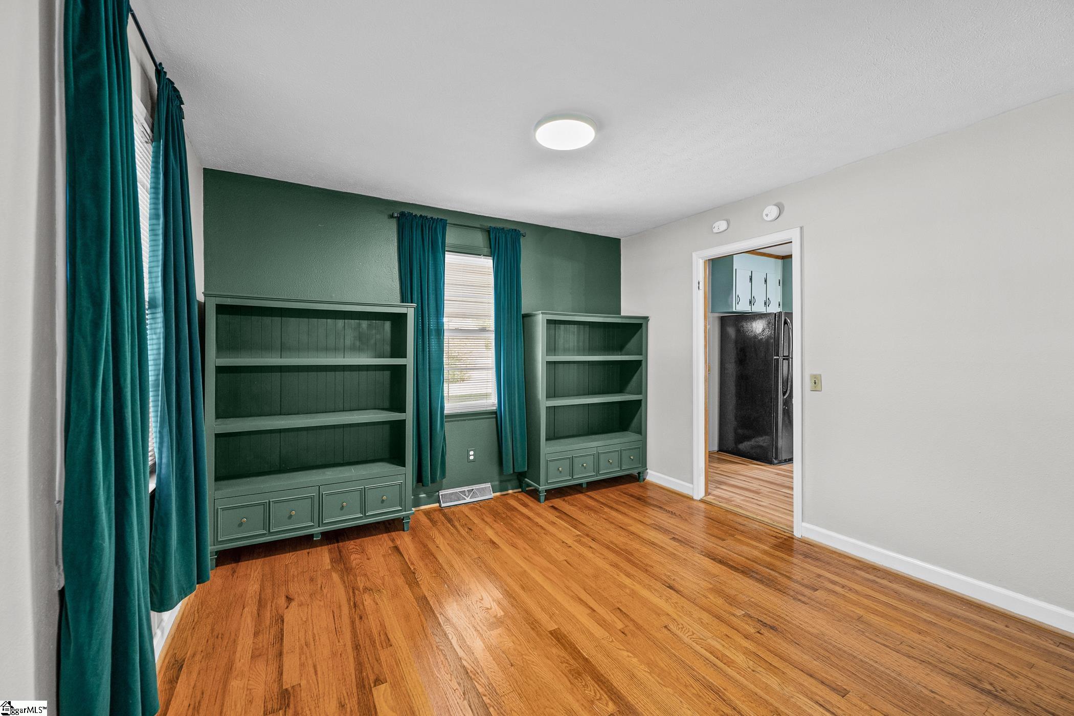 120 Kingston Drive Property Photo 16