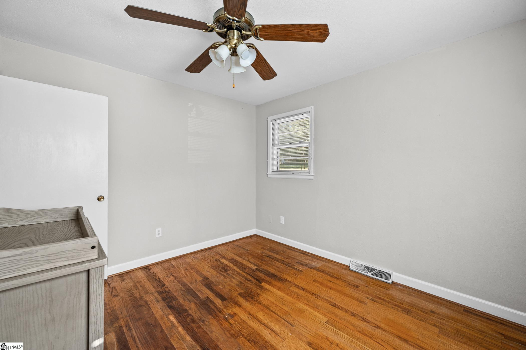 120 Kingston Drive Property Photo 23