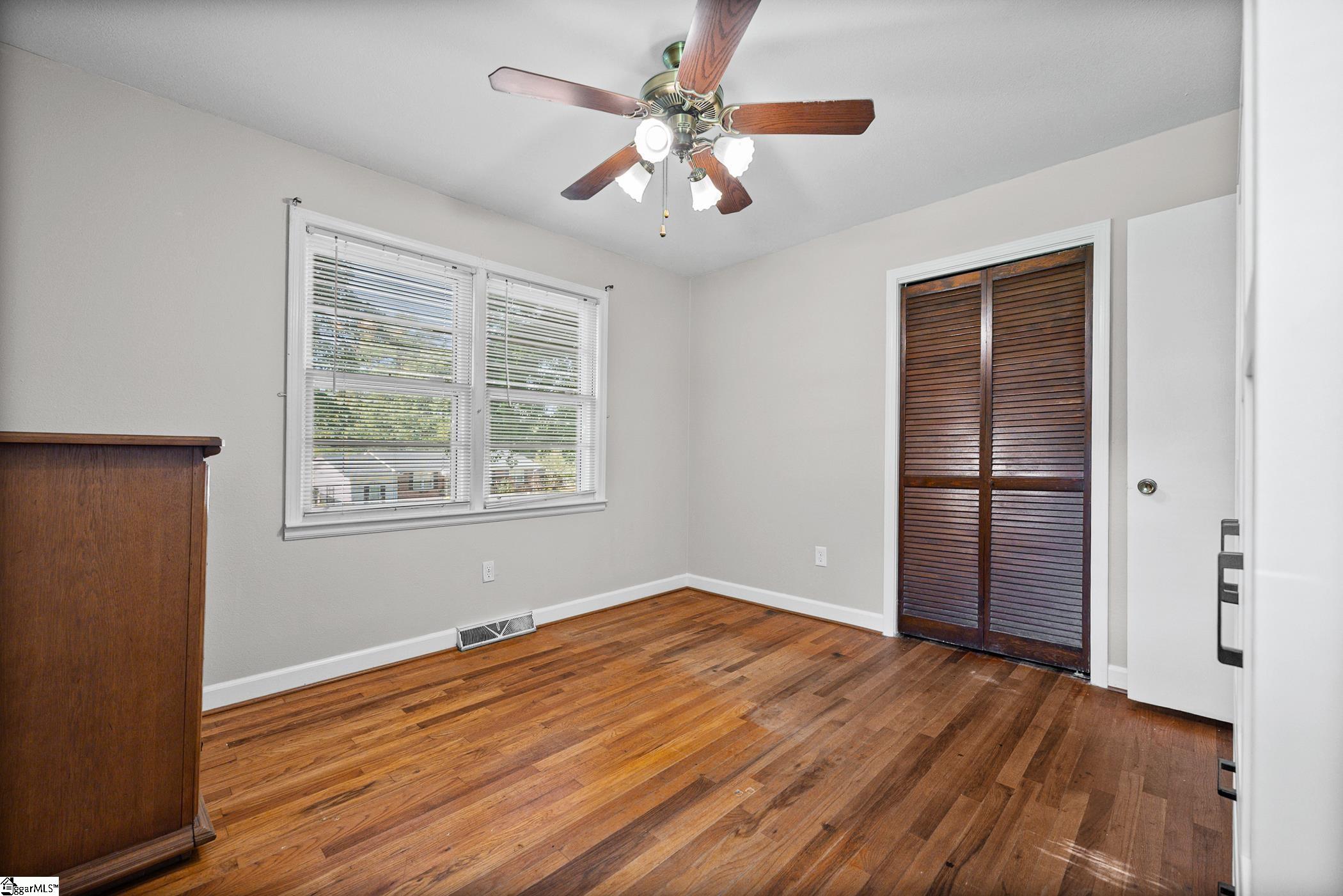 120 Kingston Drive Property Photo 28