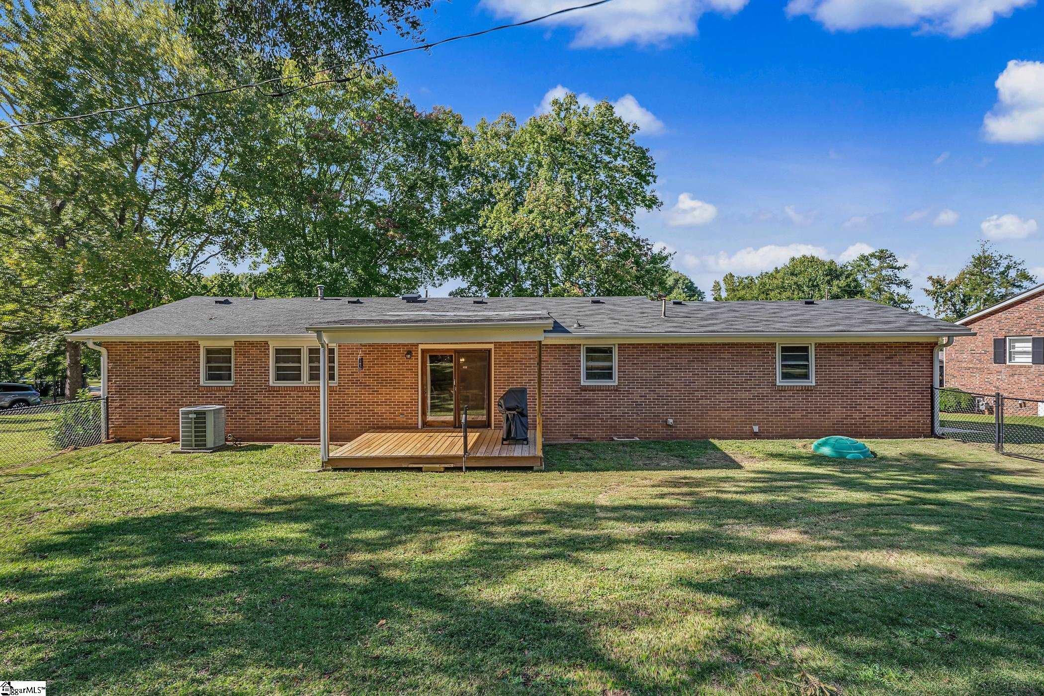 120 Kingston Drive Property Photo 33