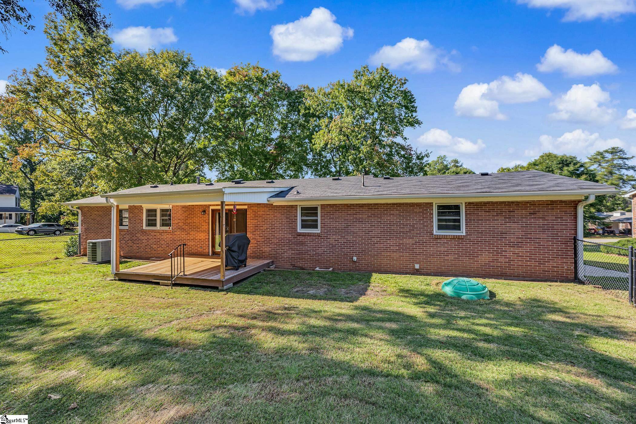 120 Kingston Drive Property Photo 34