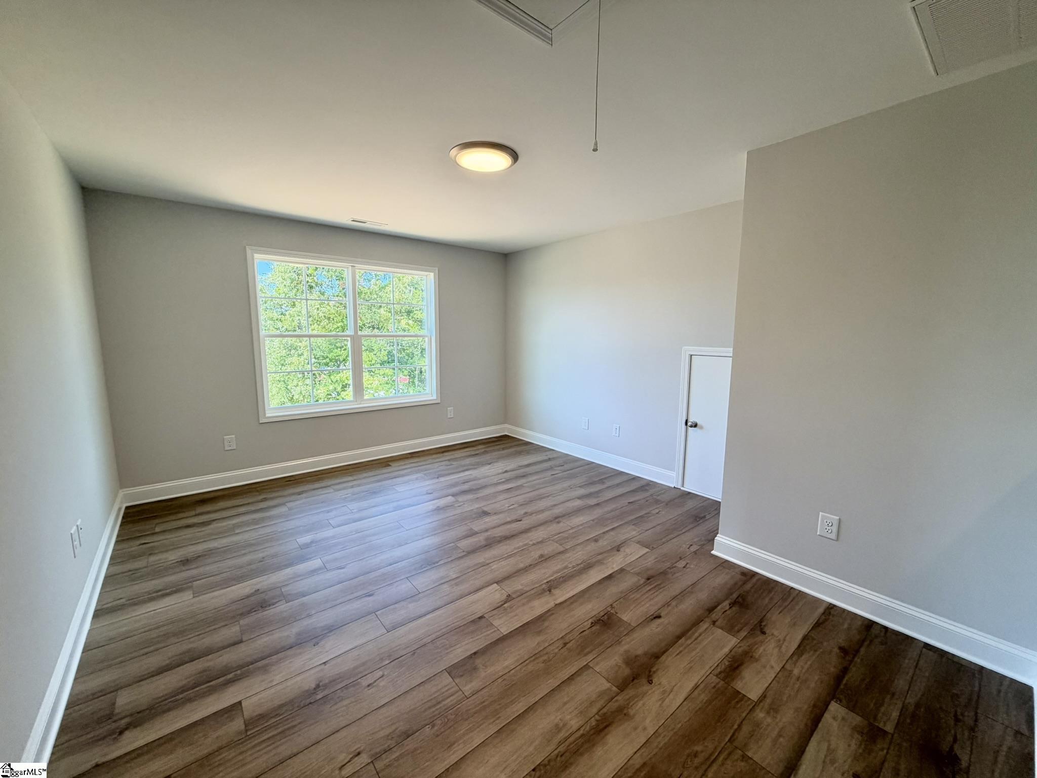 17 Hasbrook Lane Property Photo 22