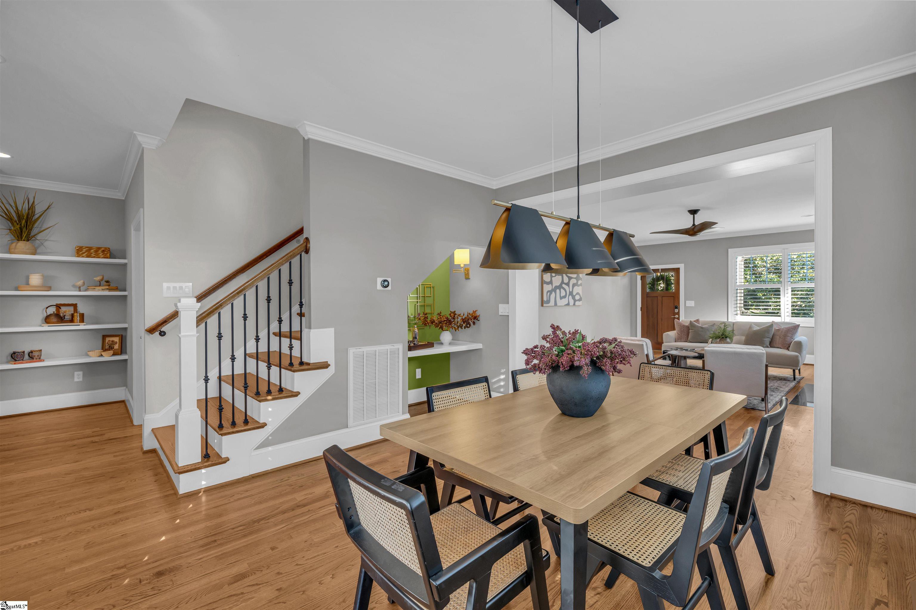 160 Stall Street Property Photo 11