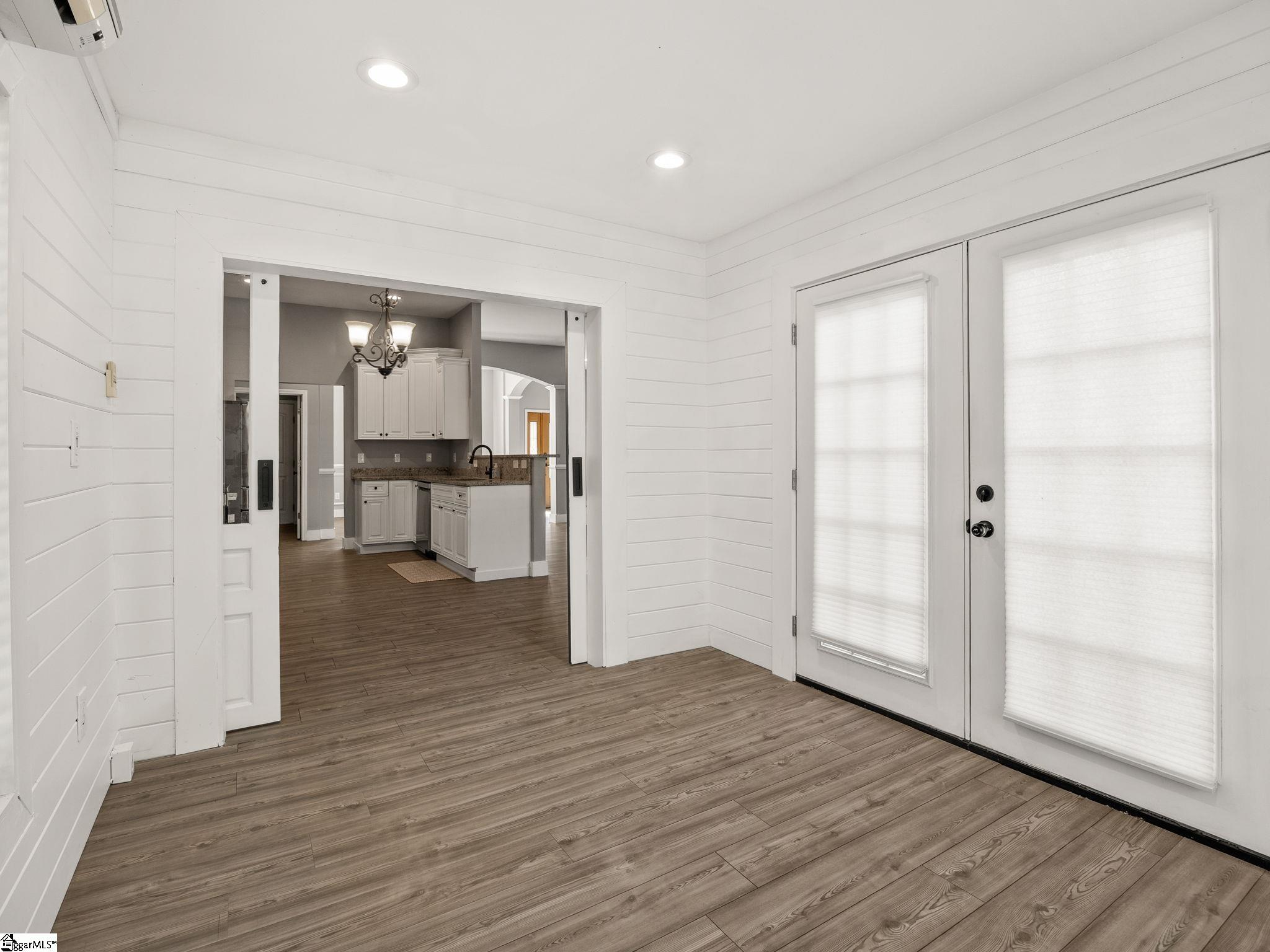 449 Abberly Lane Property Photo 19