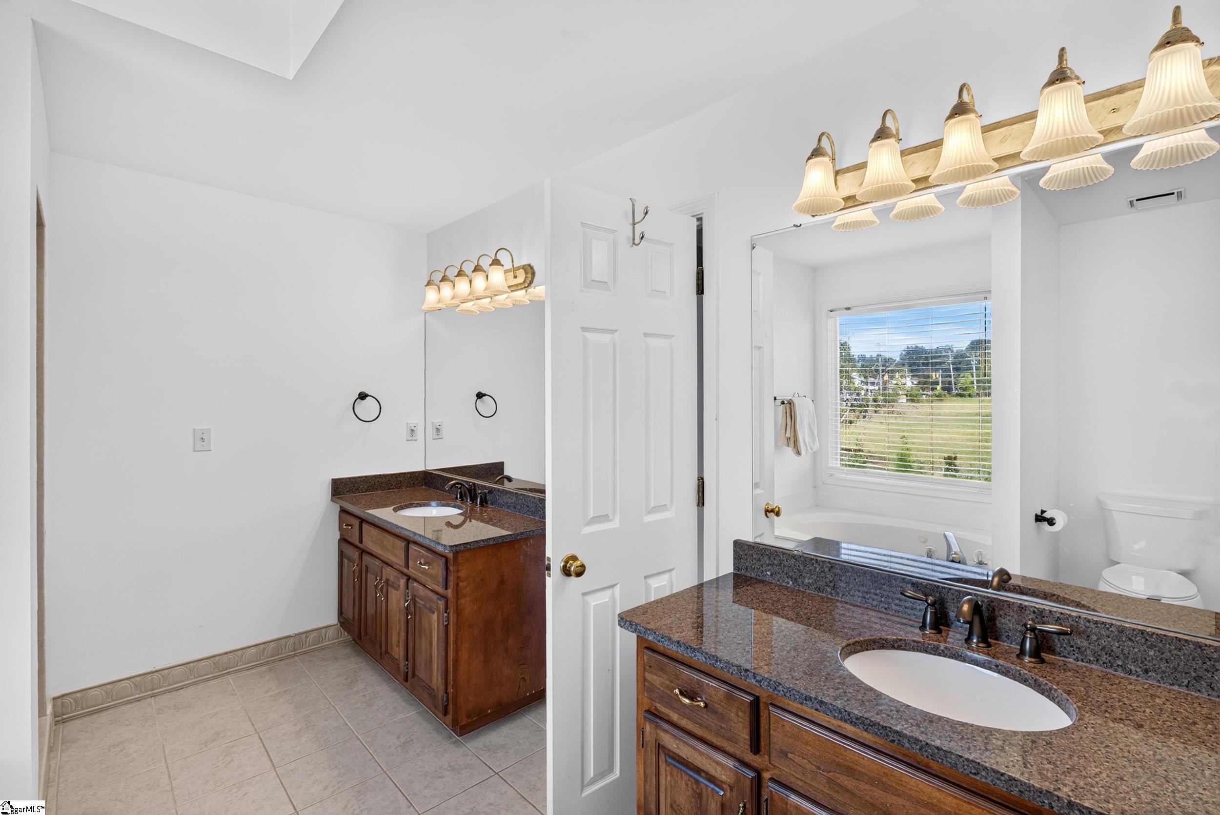 225 E Shallowstone Road Property Photo 21