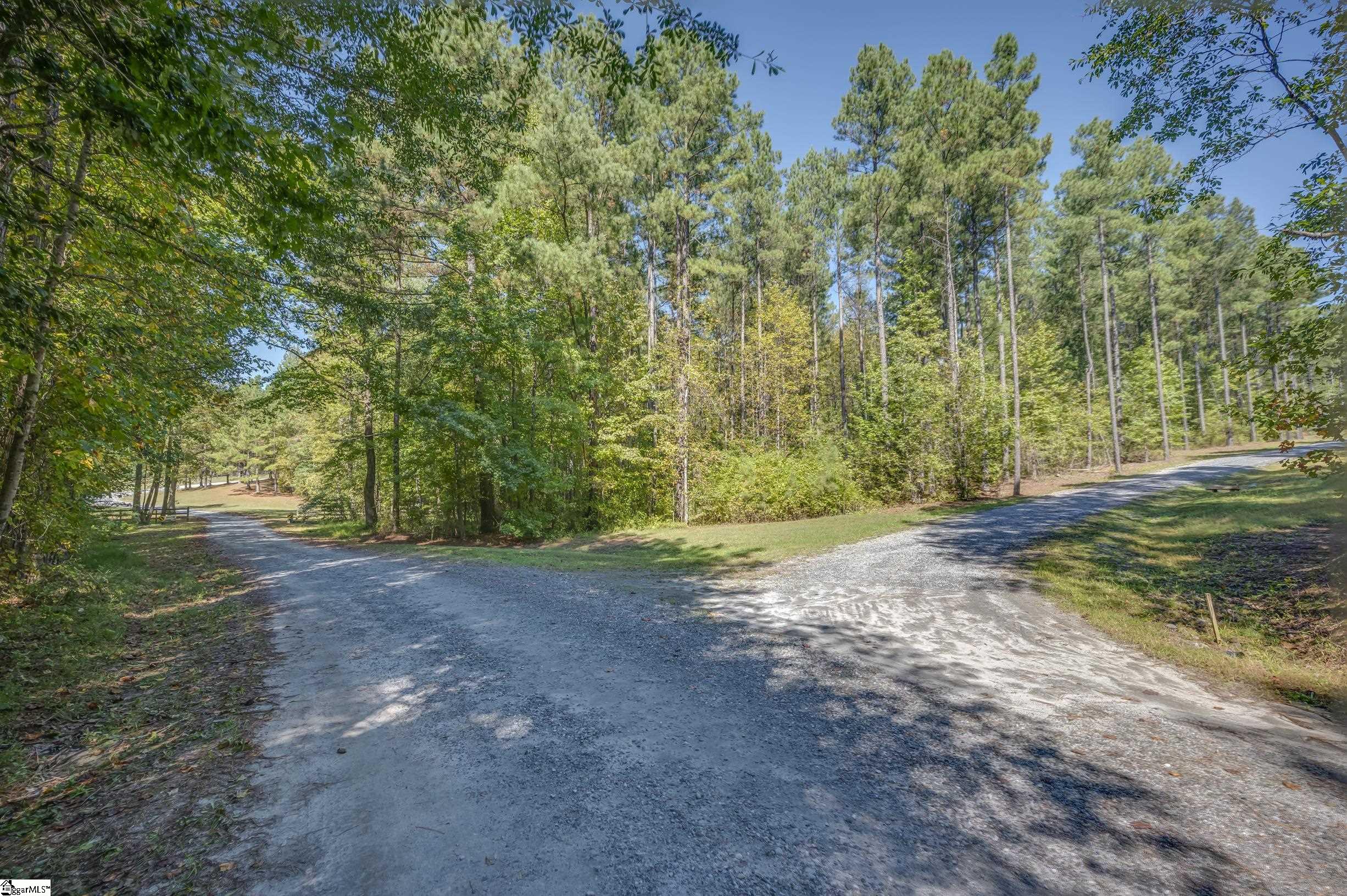 1606780 Property Photo 4