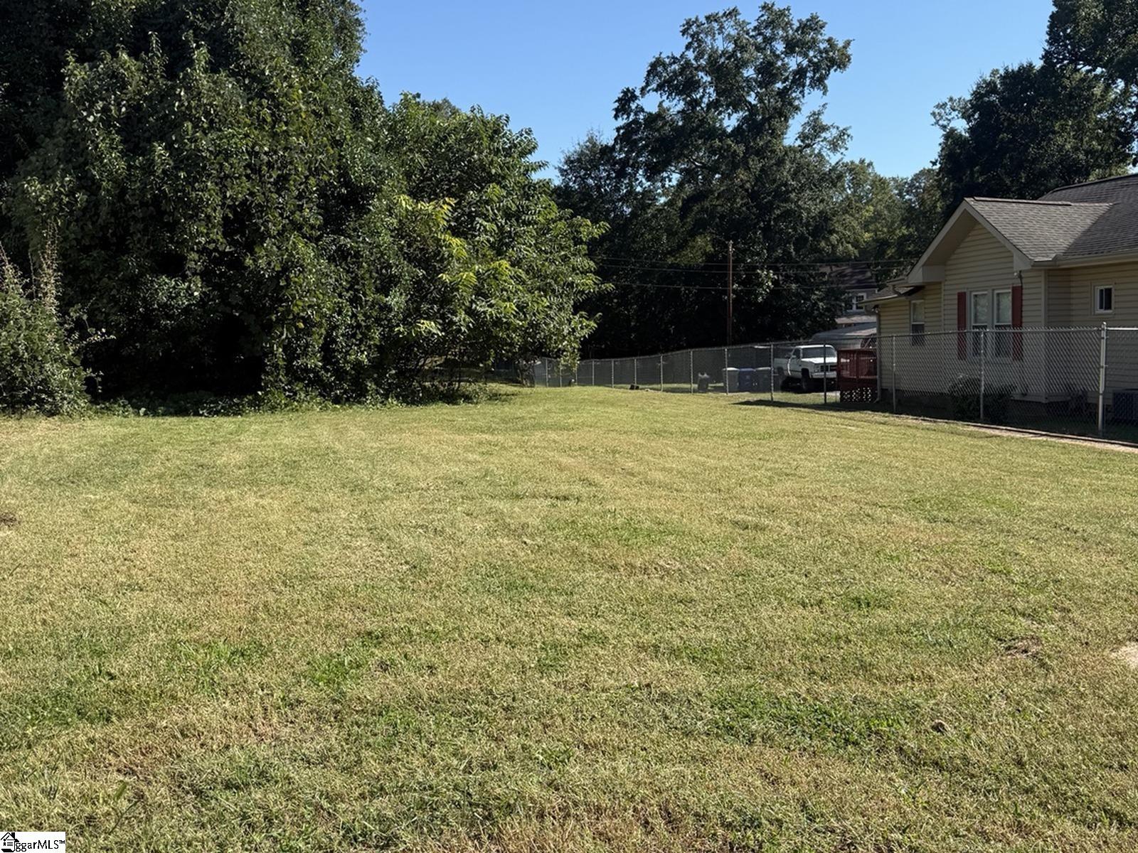 371 Saint Andrews Street Property Photo 2