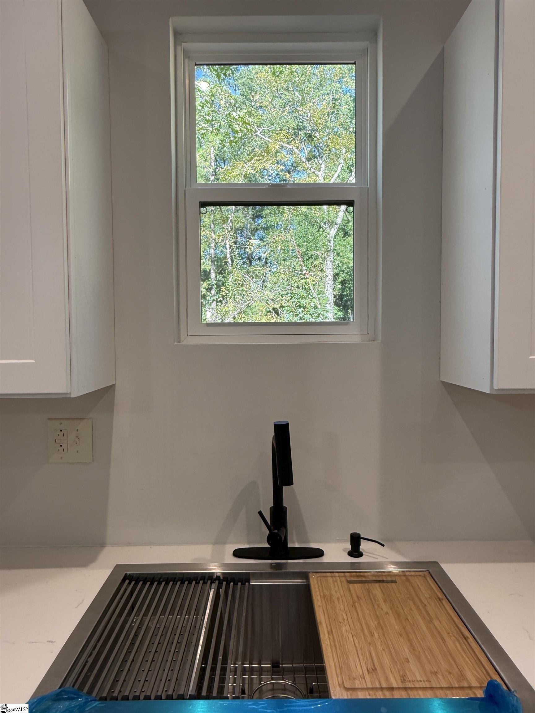 97 Simmons Drive Property Photo 8
