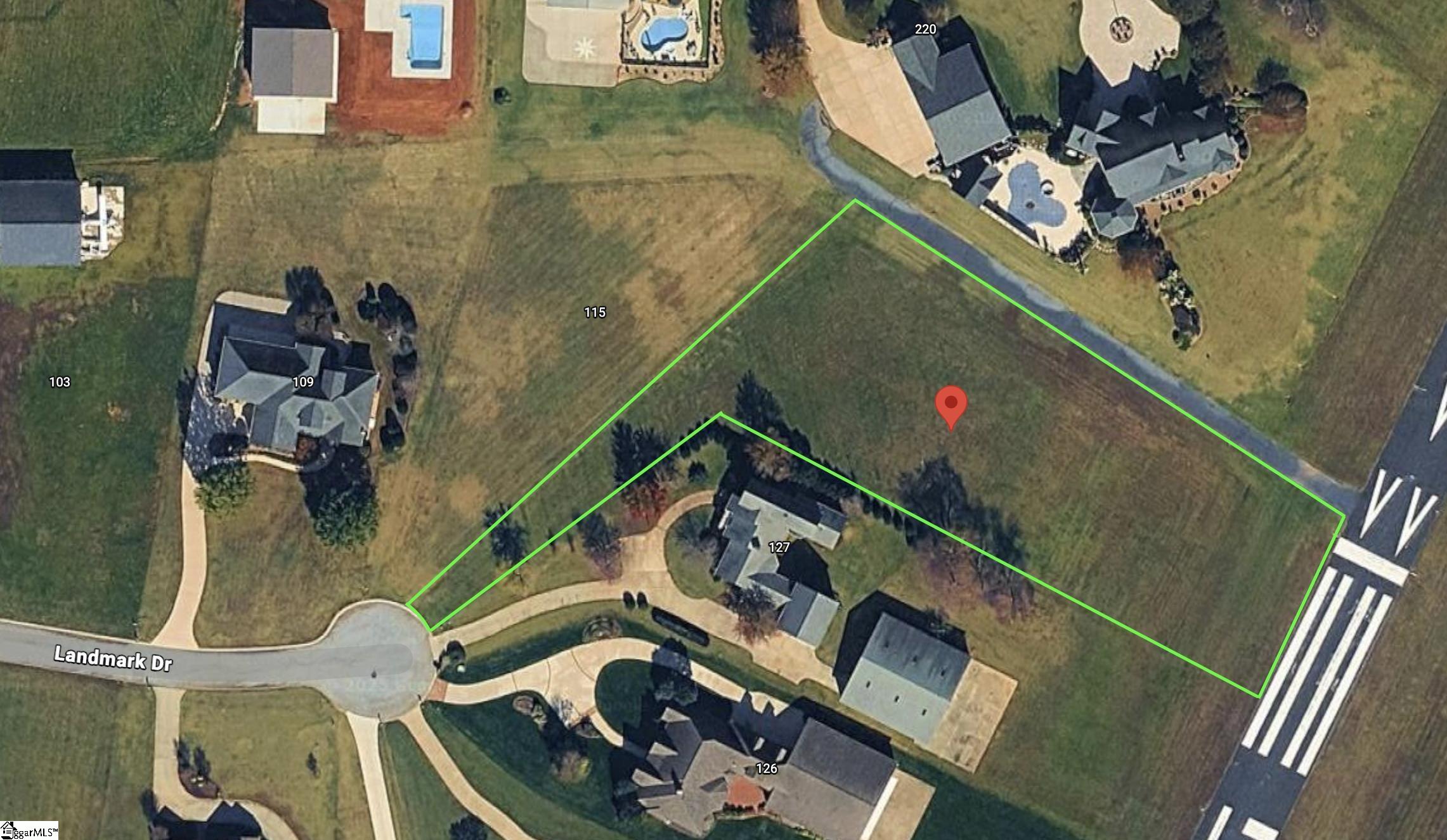 121 Landmark Drive Property Photo 1