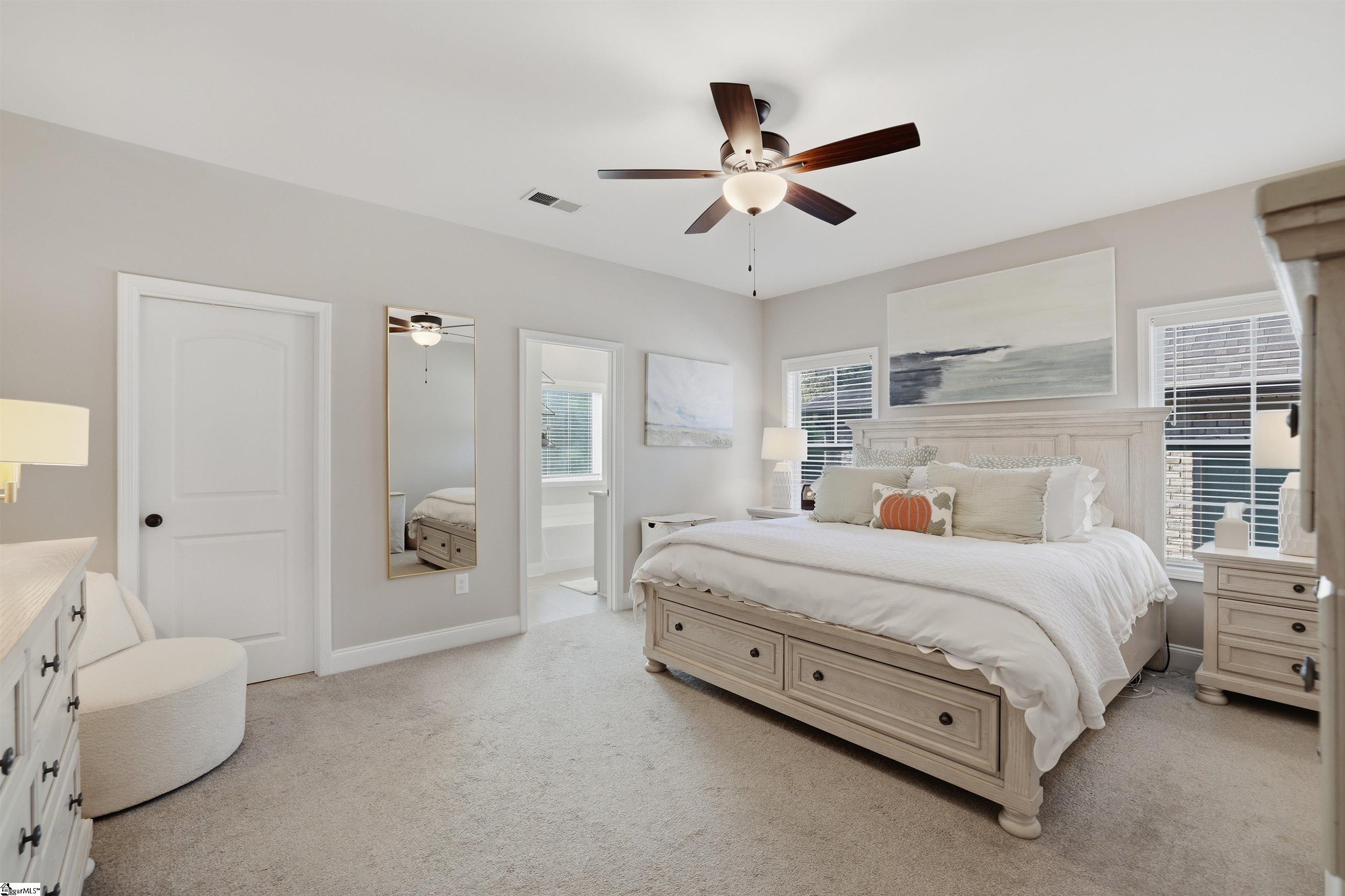 105 Oaktree Way Property Photo 16