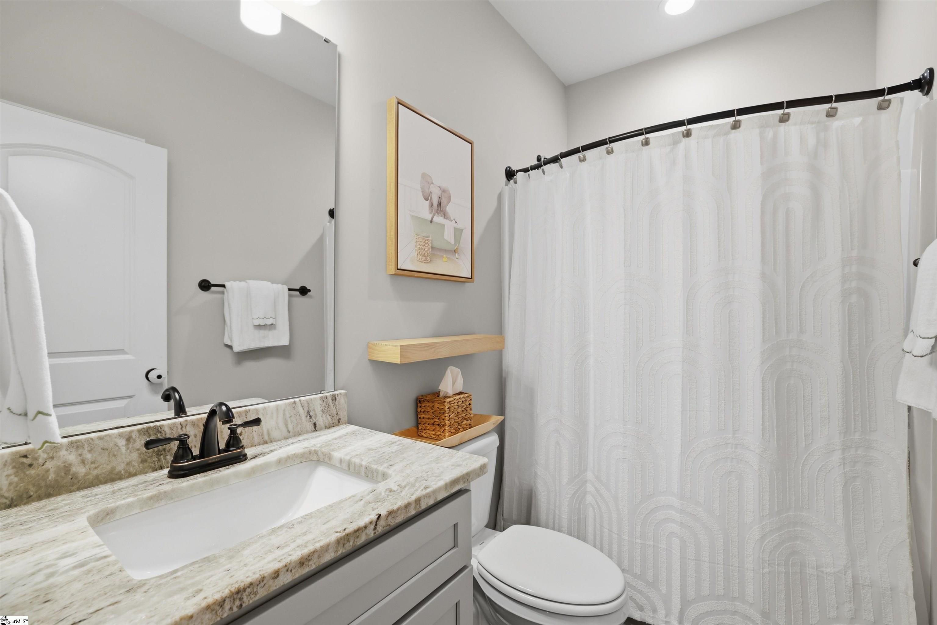 105 Oaktree Way Property Photo 26