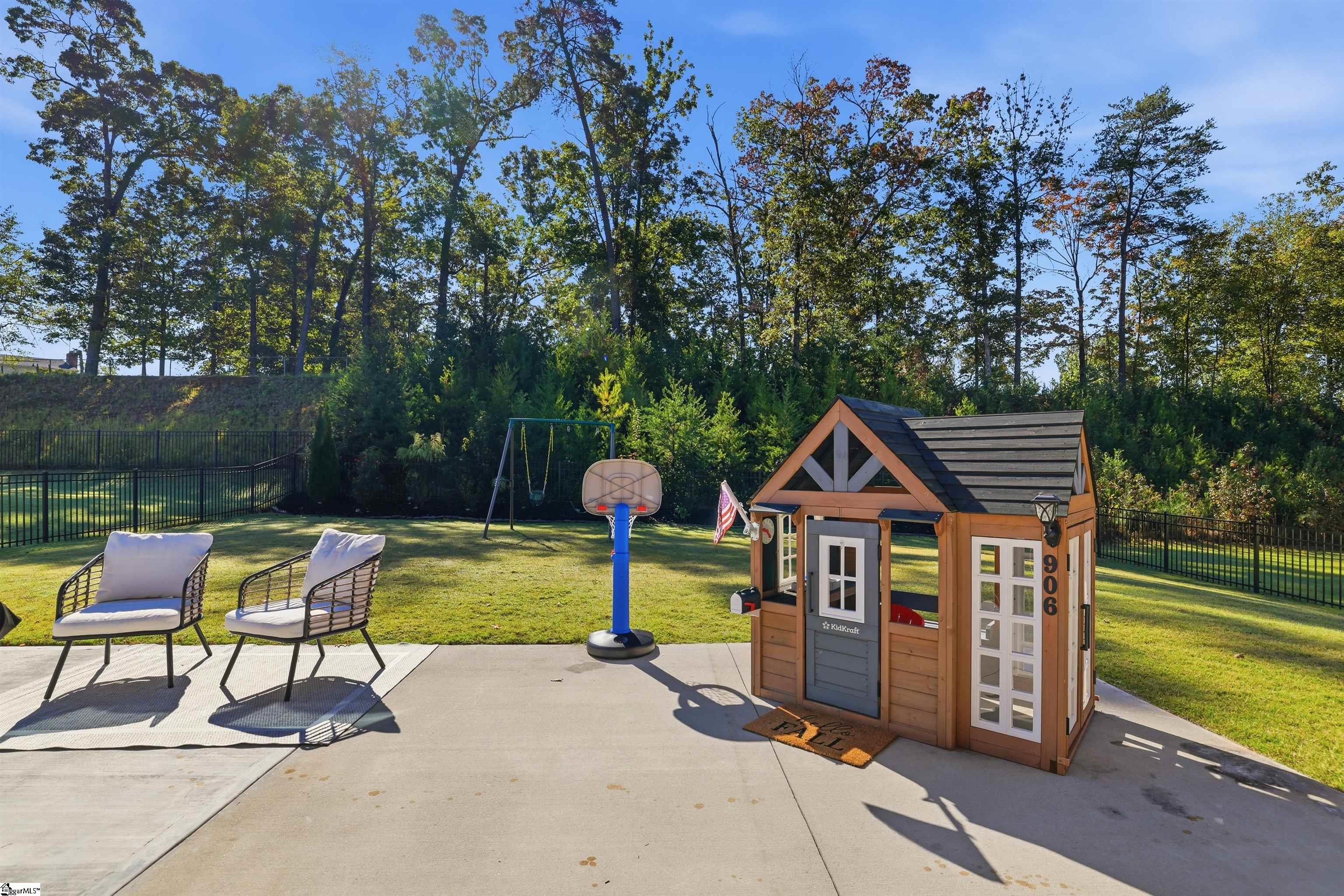 105 Oaktree Way Property Photo 32