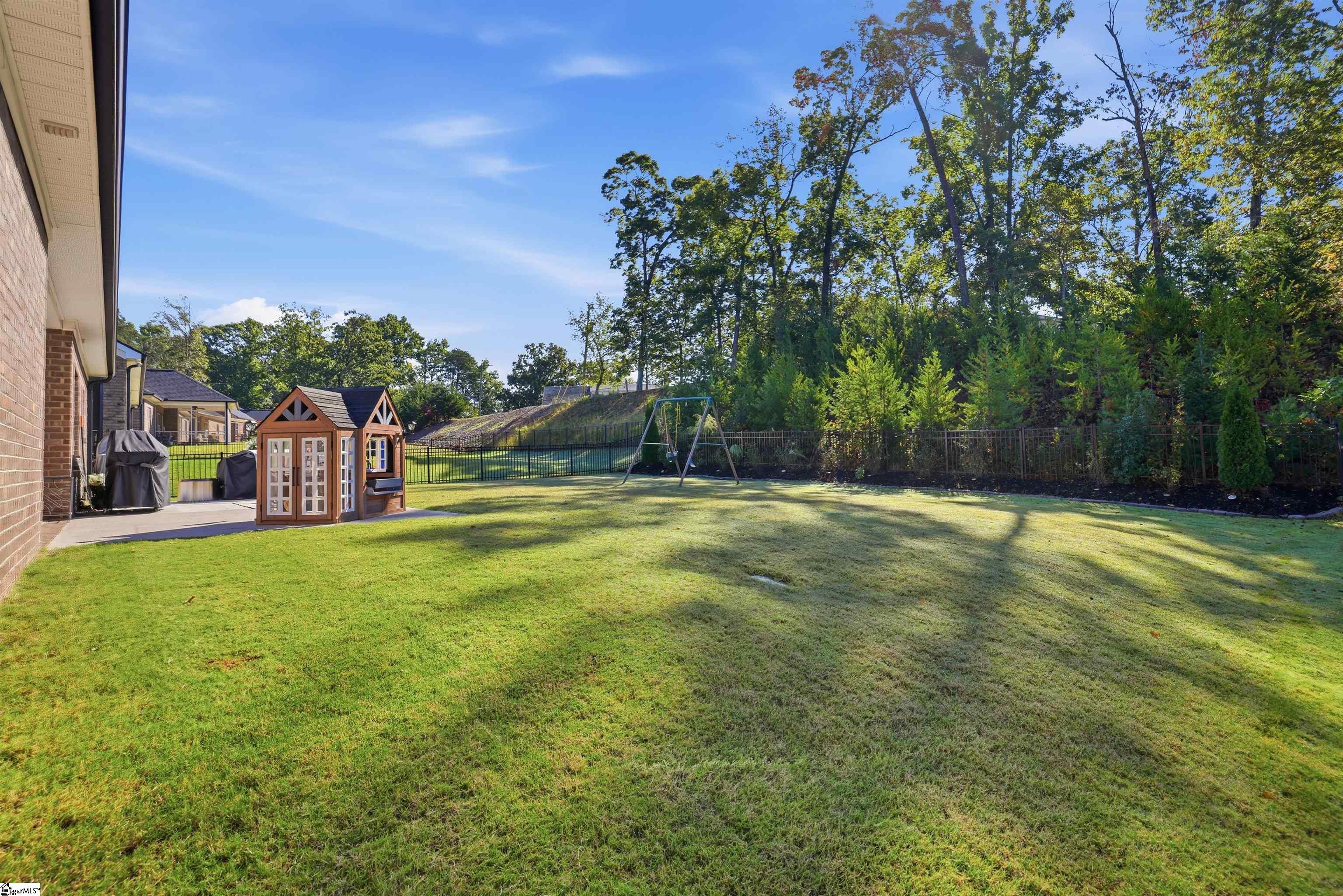 105 Oaktree Way Property Photo 35