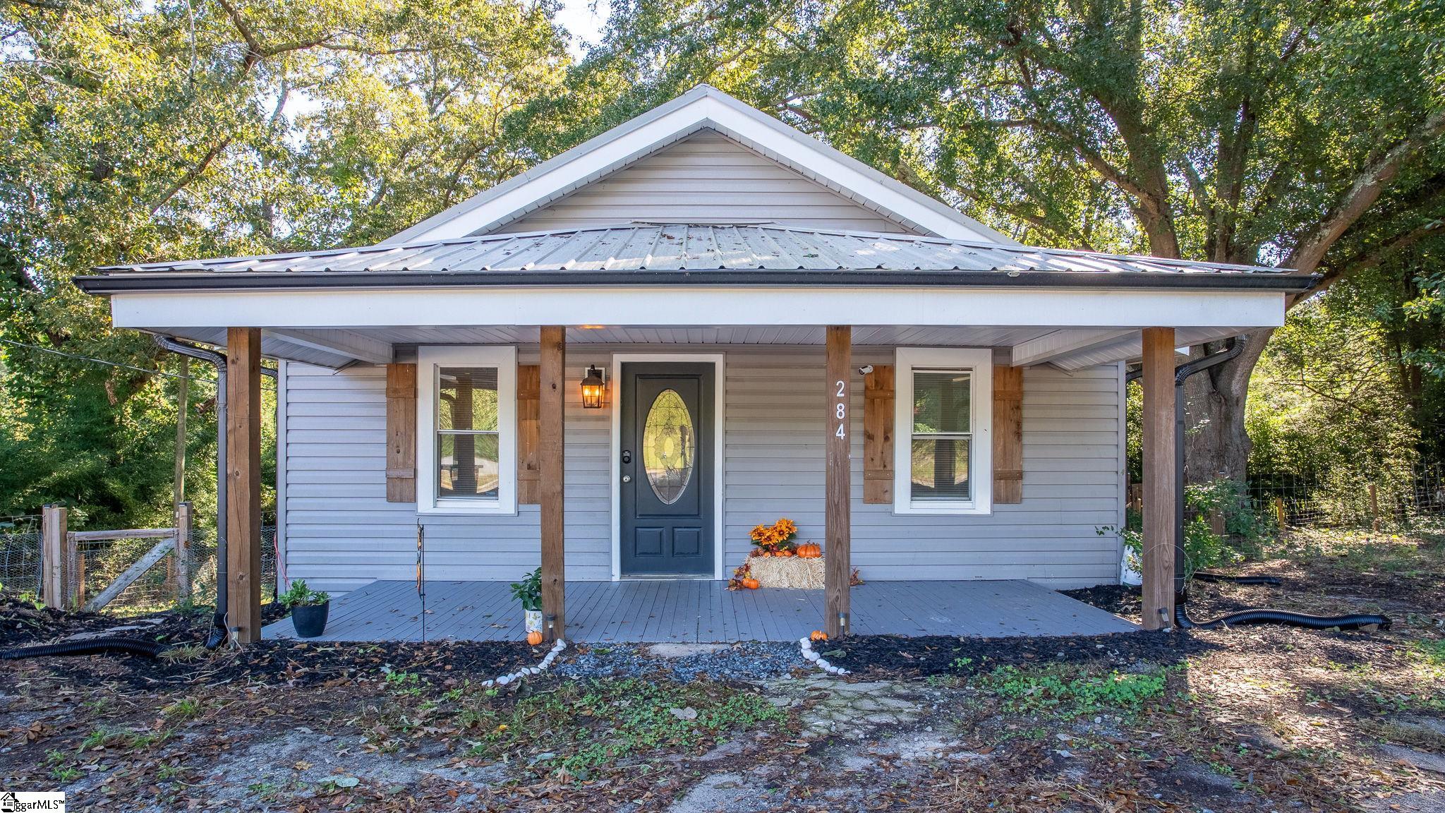 284 Pumpkintown Highway Property Photo 1