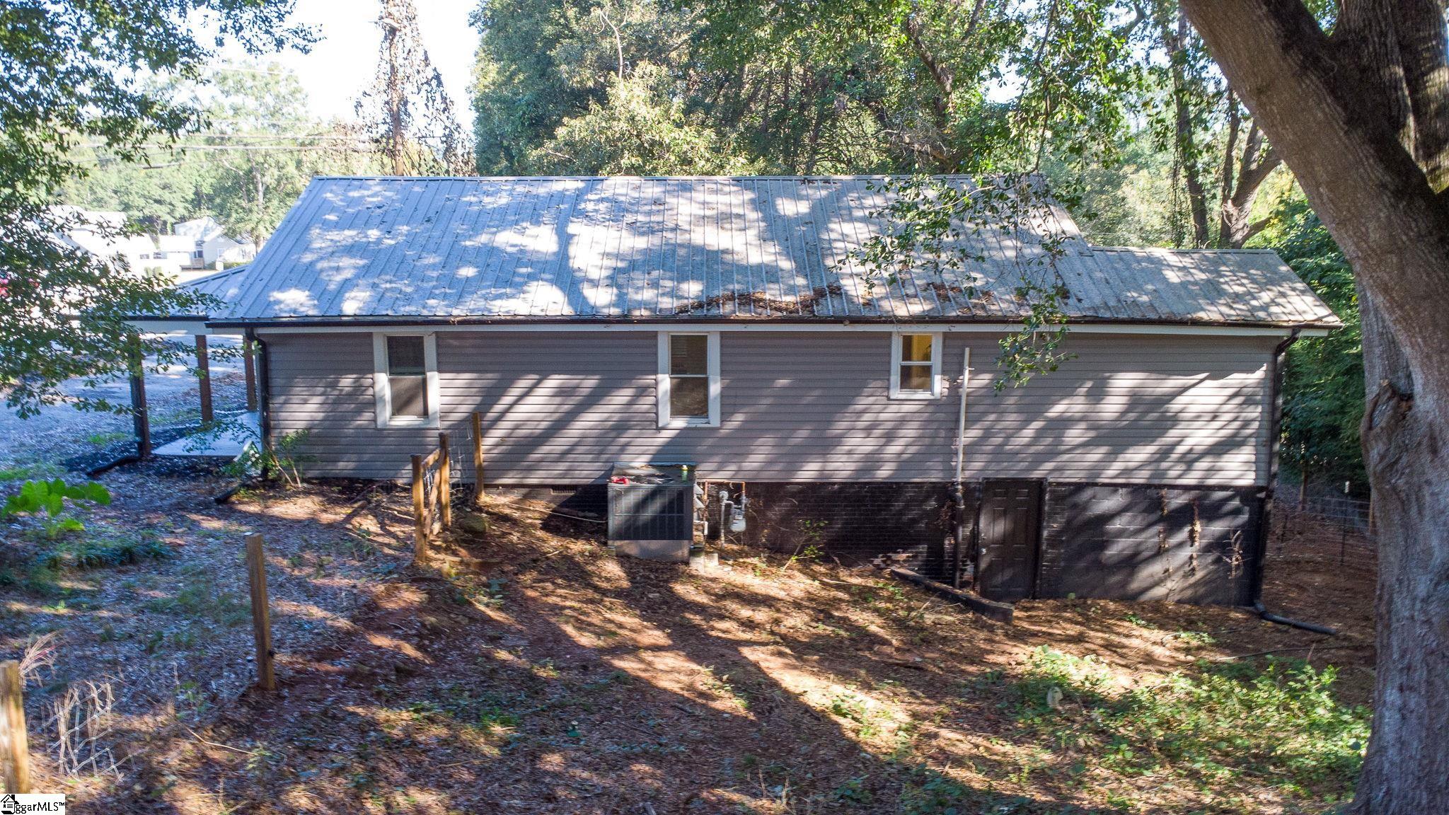 284 Pumpkintown Highway Property Photo 32