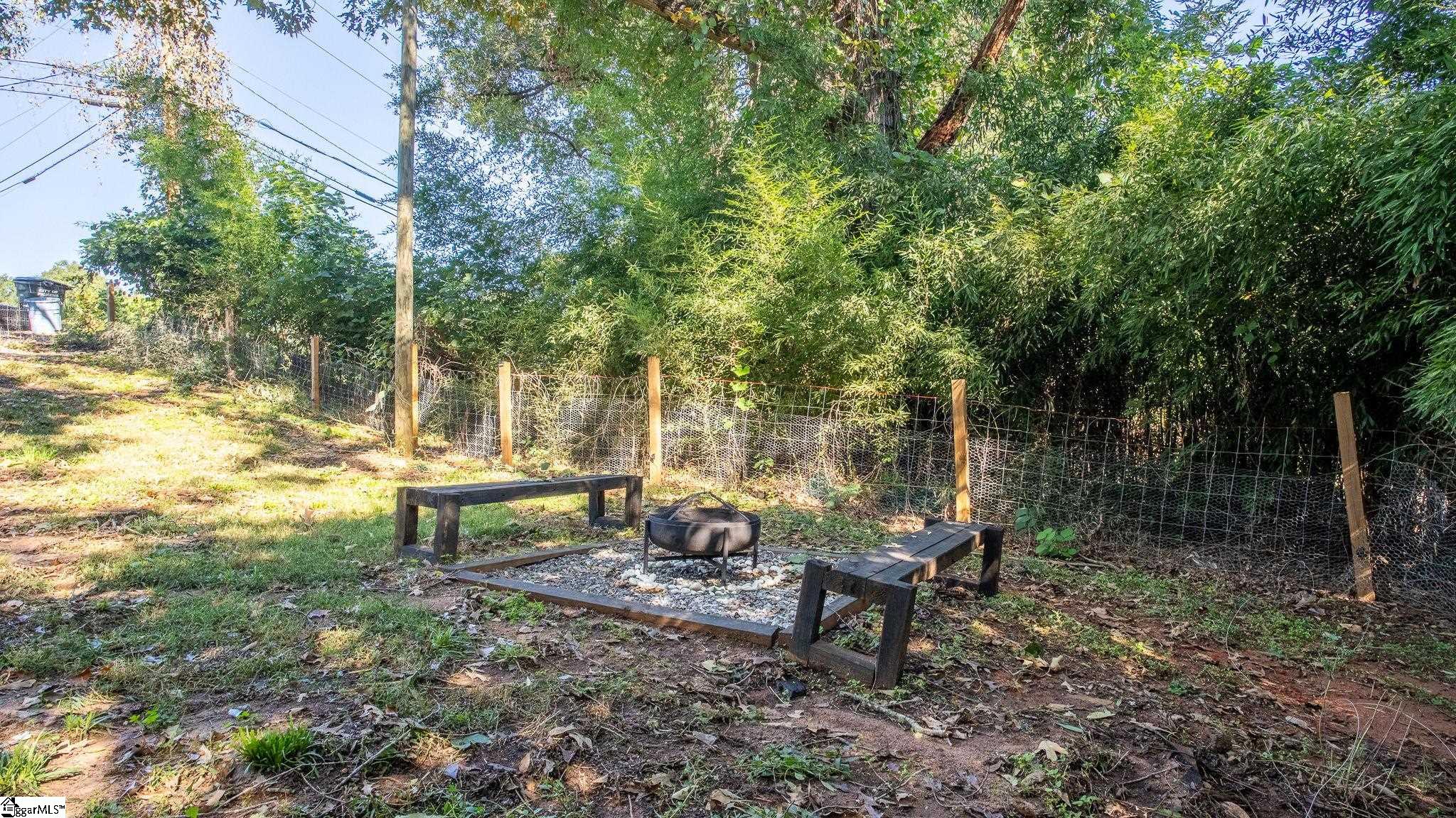 284 Pumpkintown Highway Property Photo 34