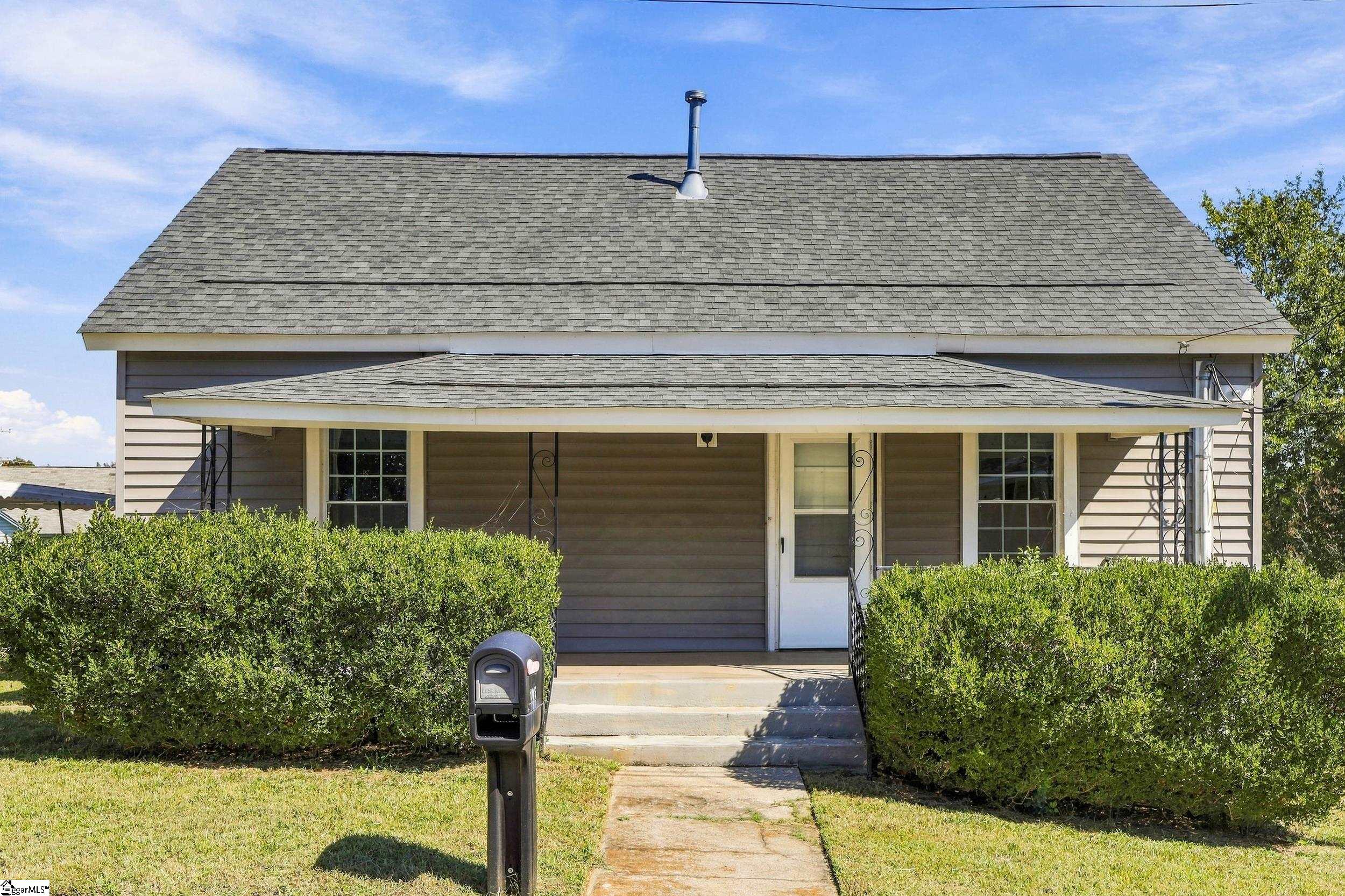 105 S 6th Street Property Photo 1
