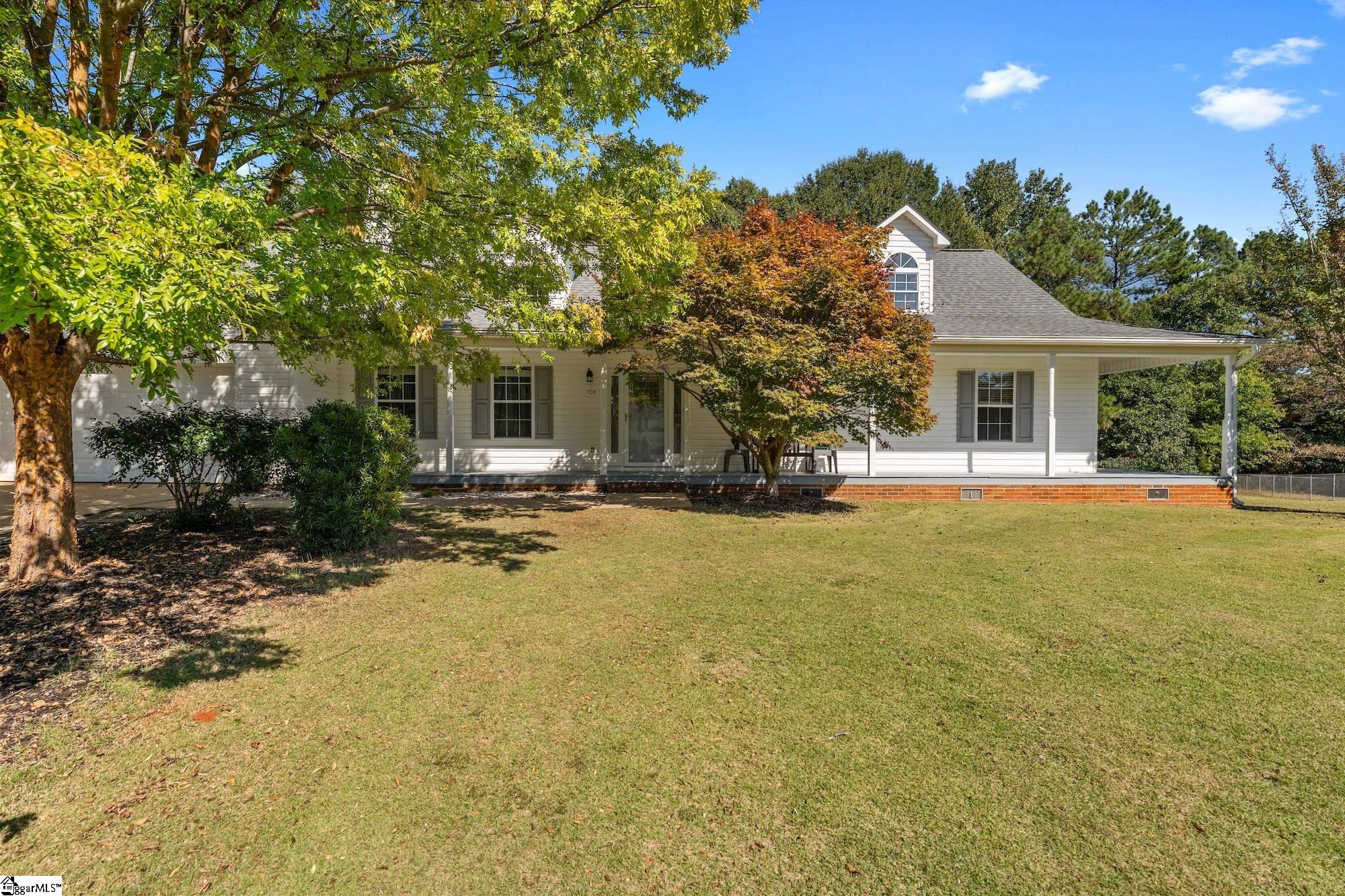108 J Chris Drive Property Photo 1