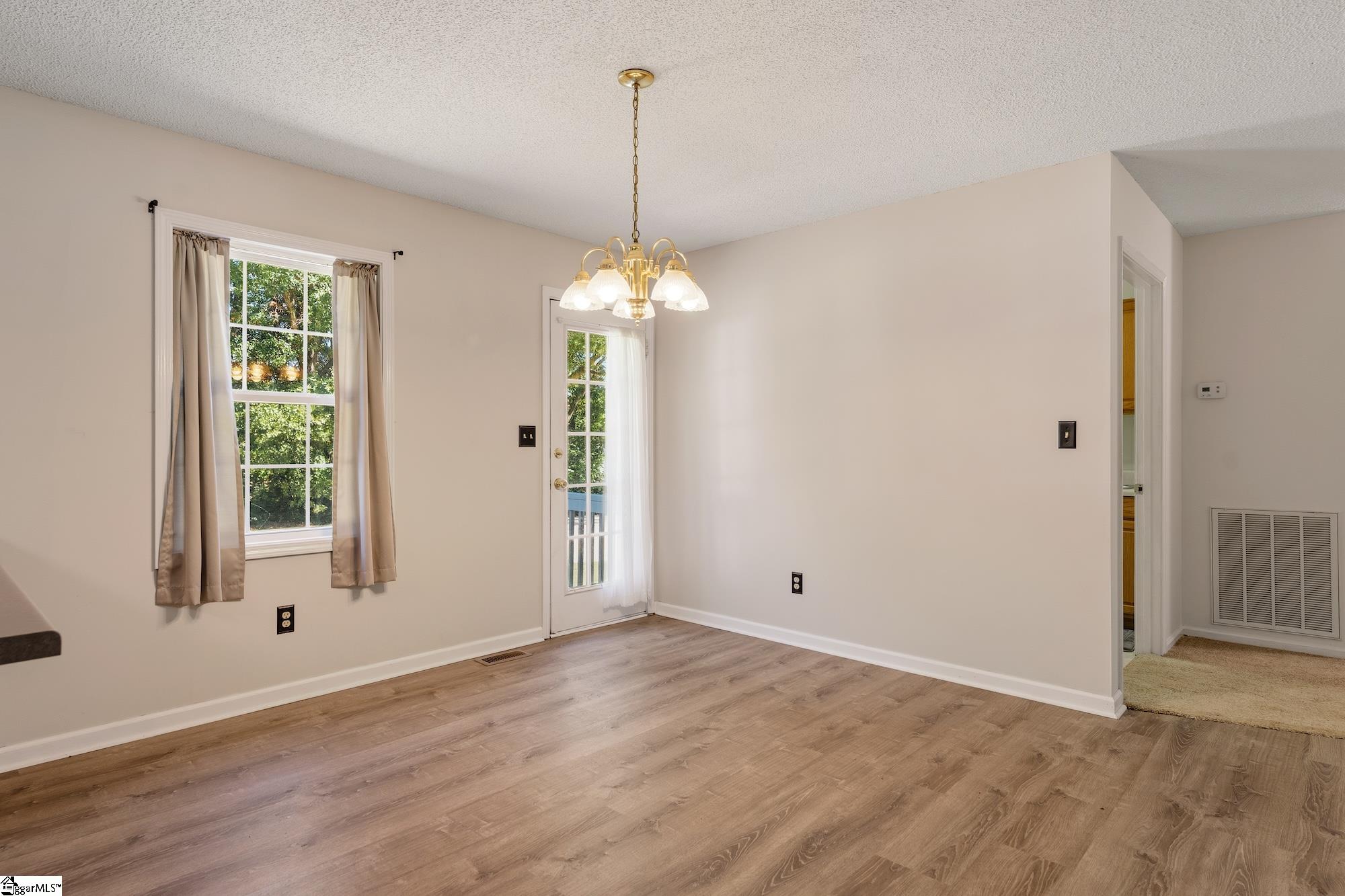 108 J Chris Drive Property Photo 11