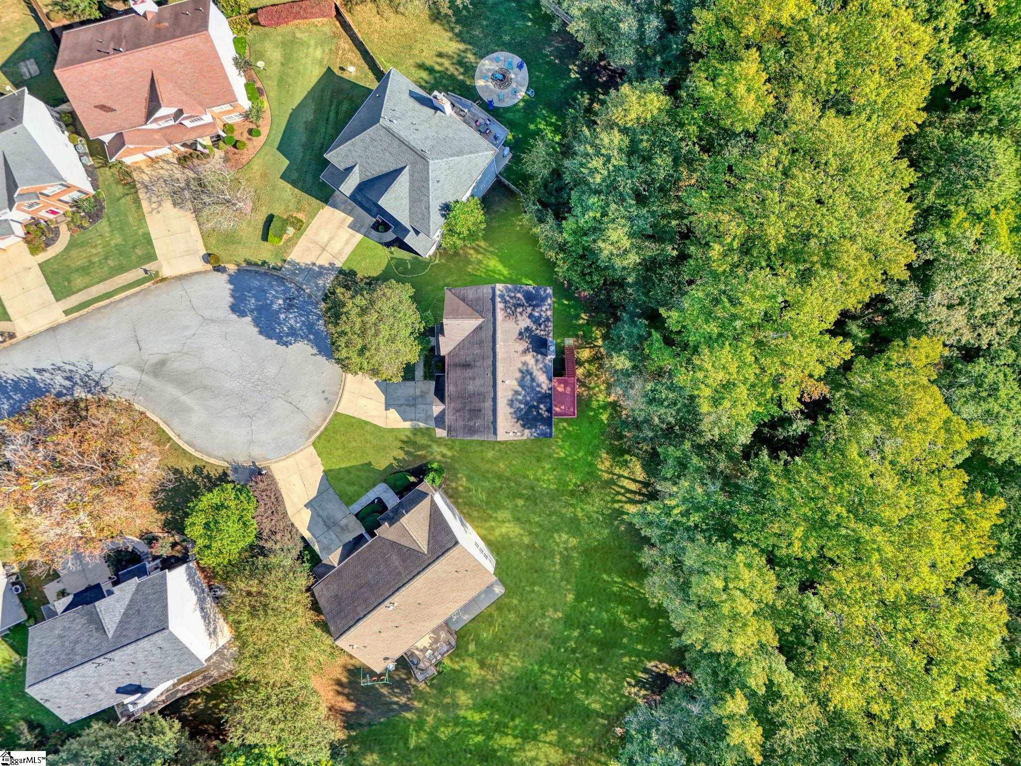 528 Collingsworth Lane Property Photo 4