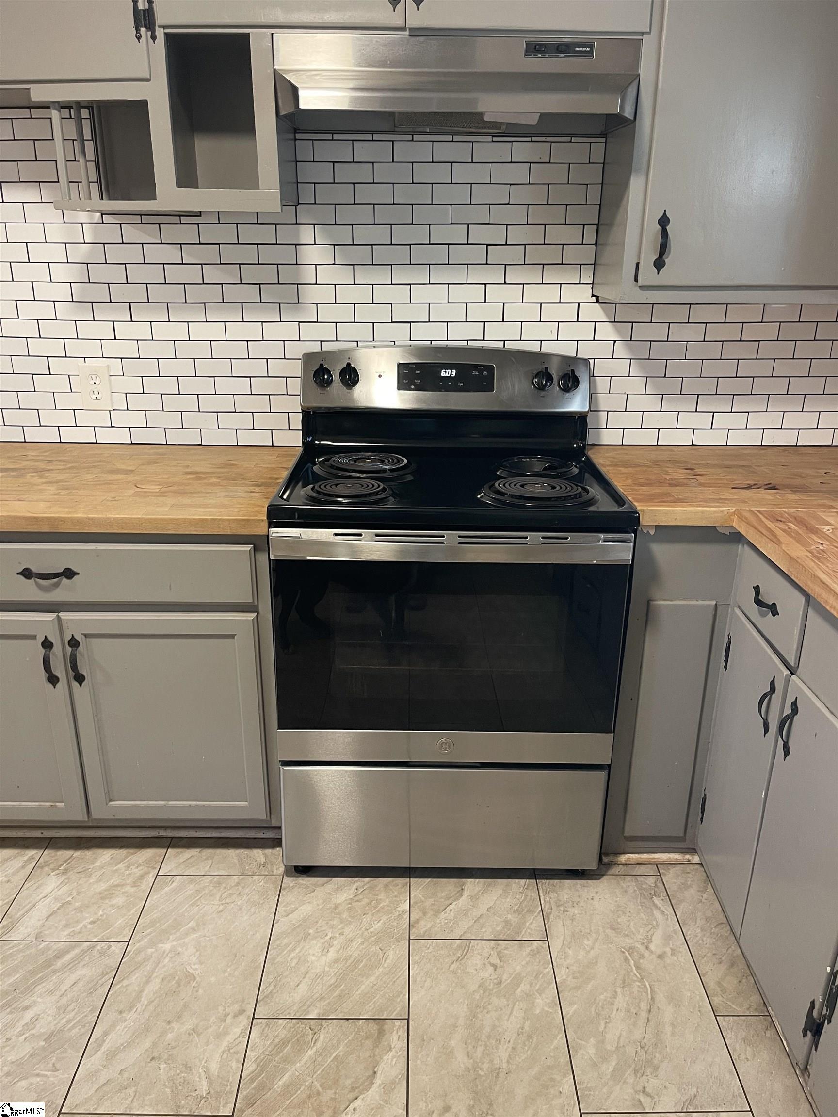 502 E Franklin Street Property Photo 10