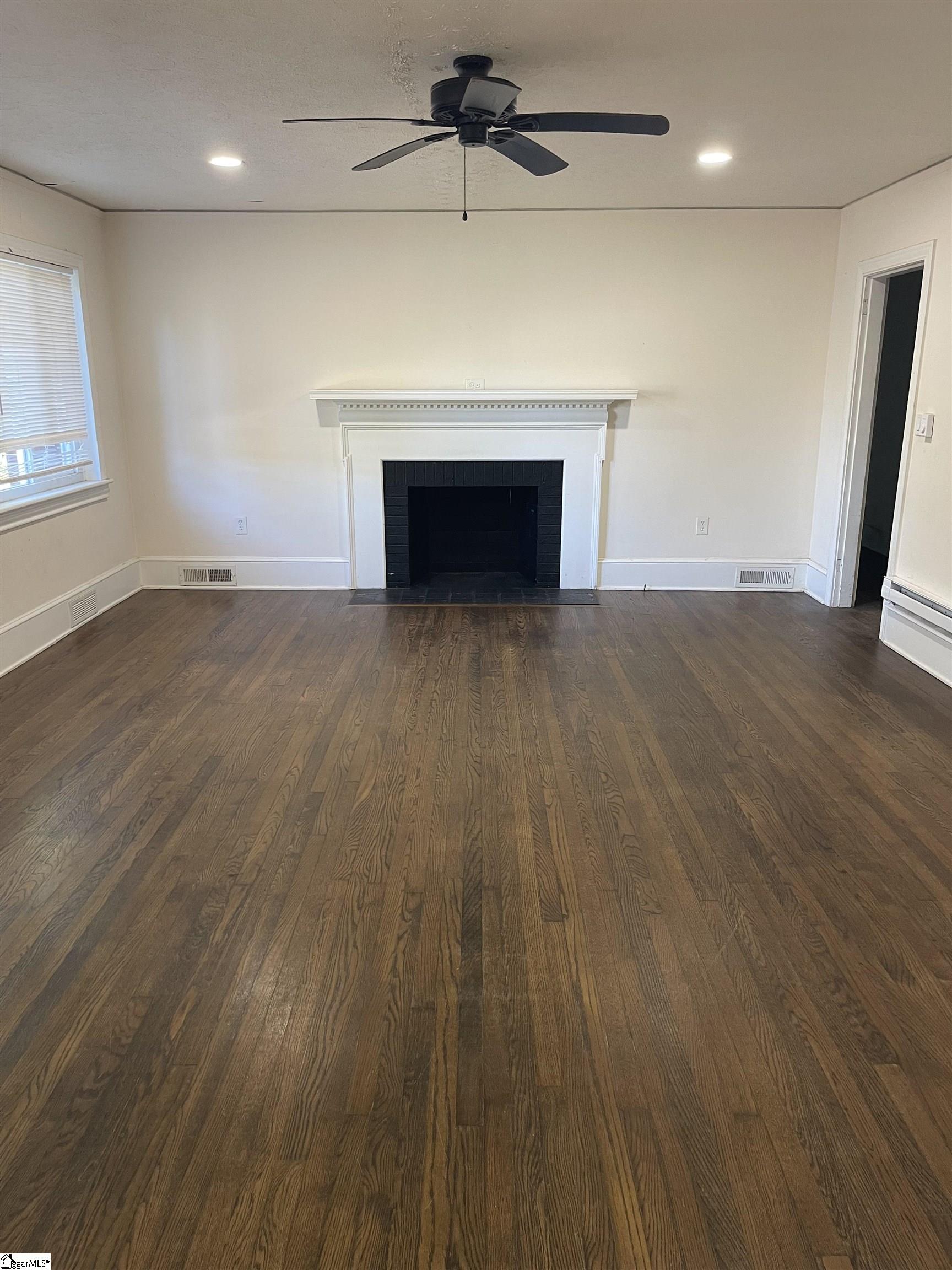 502 E Franklin Street Property Photo 14