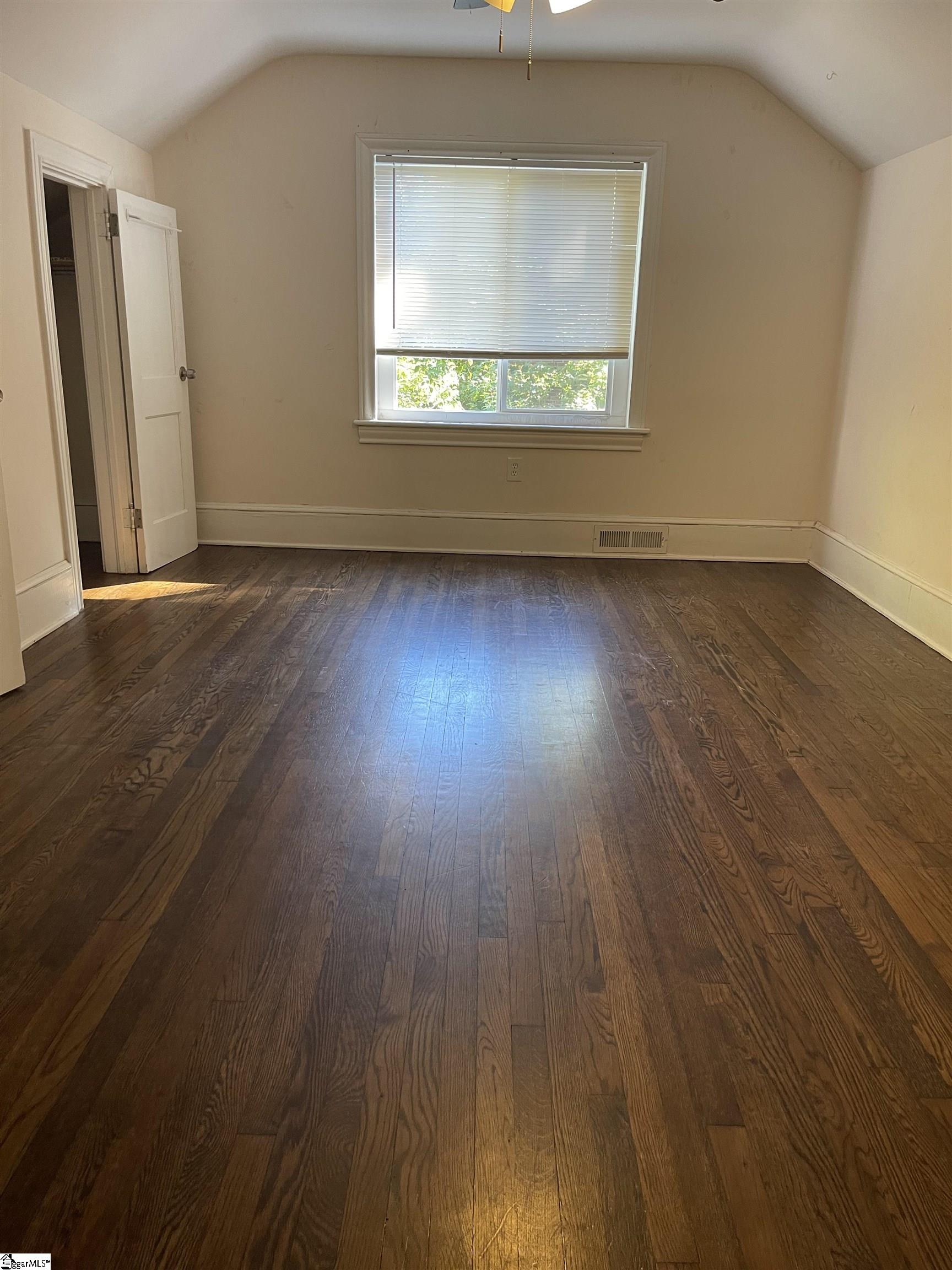 502 E Franklin Street Property Photo 15
