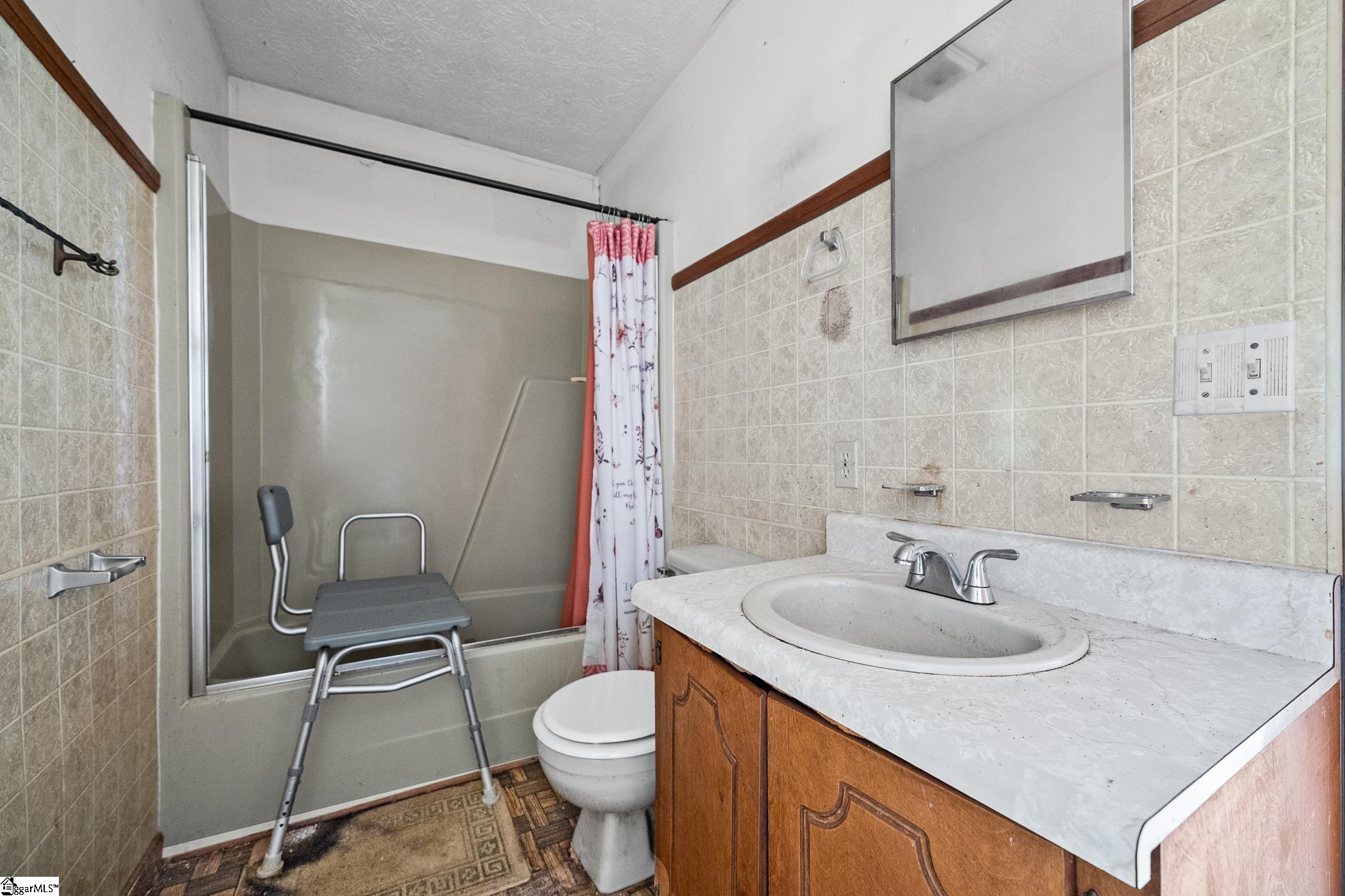 303 Pine Street Property Photo 24